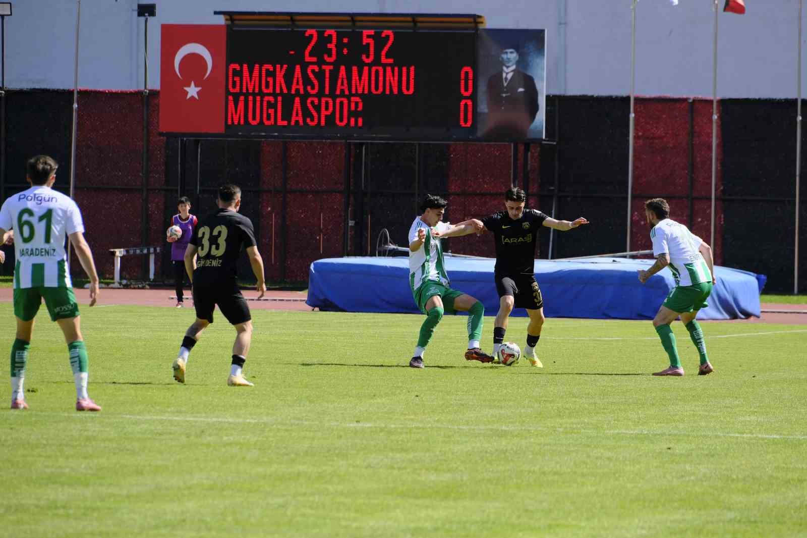TFF 2. Lig: Kastamonuspor: 0 - Muğlaspor: 3
