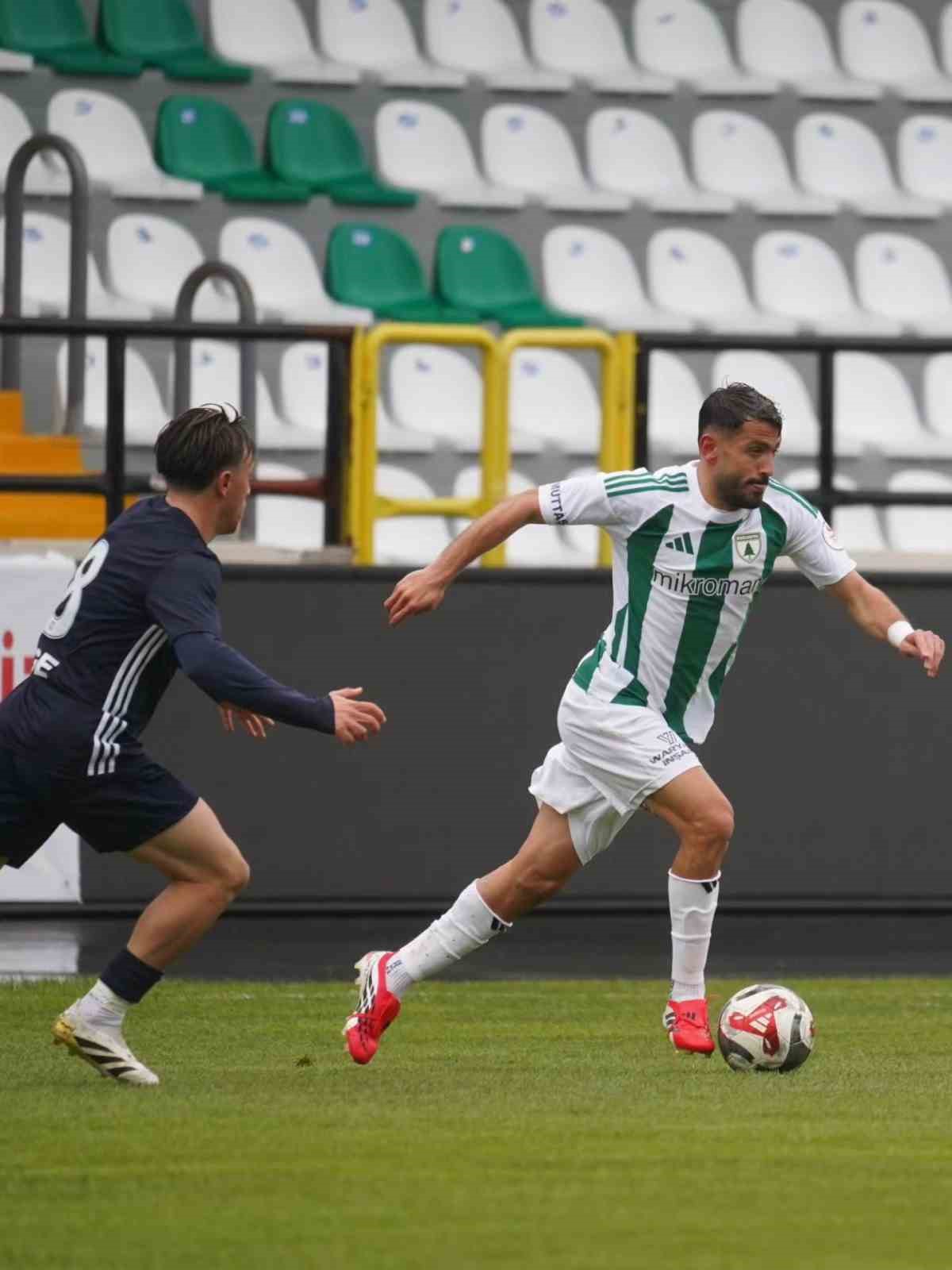 TFF 2. Lig: Muğlaspor: 0 - Altınordu: 1
