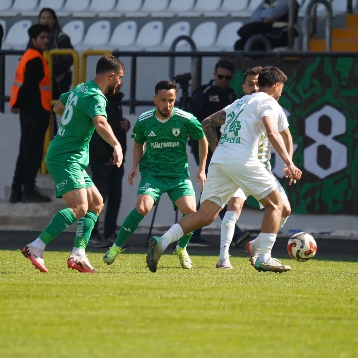 TFF 2. Lig: Muğlaspor:0  - Şanlıurfaspor:0
