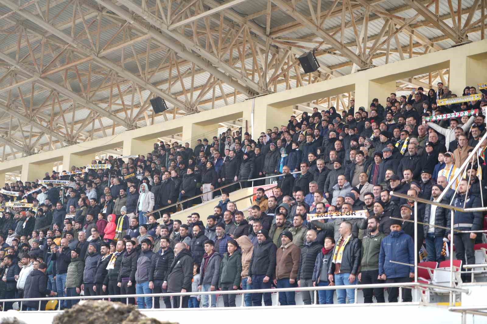 TFF 2. Lig: Muş Spor Kulübü: 4 - Menemen FK: 1
