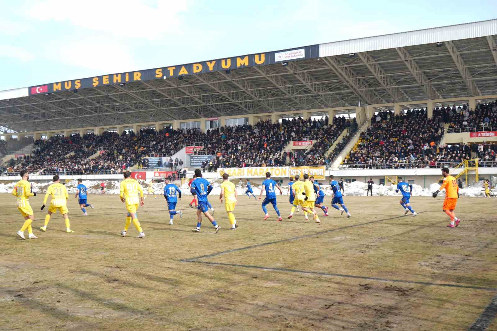 TFF 2. Lig: Muş Spor Kulübü: 4 - Menemen FK: 1
