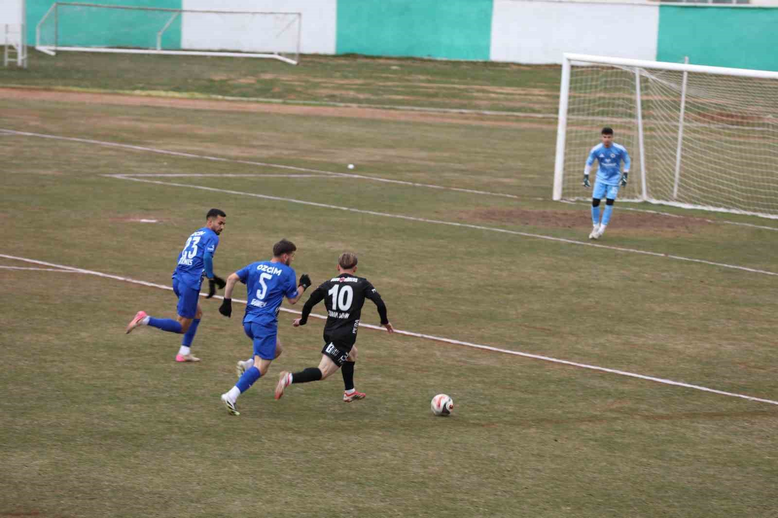 TFF 3. Lig: 12 Bingölspor: 1 - Erciyes 38 FSK: 1
