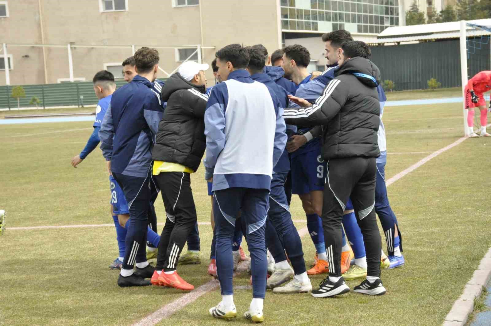 TFF 3. Lig: 2. Grup: Erciyes 38 FK: 3 - Kırşehirspor: 2
