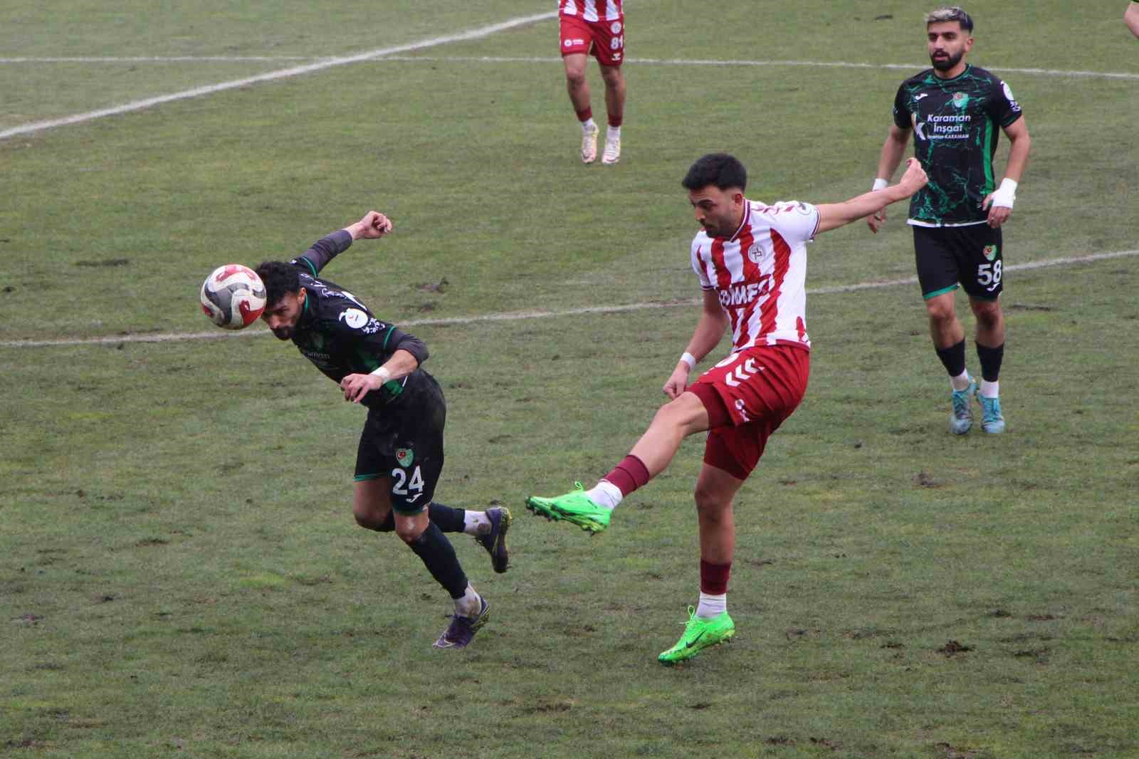 TFF 3. Lig: Amasyaspor: 1 - Tokat Belediyespor: 1

