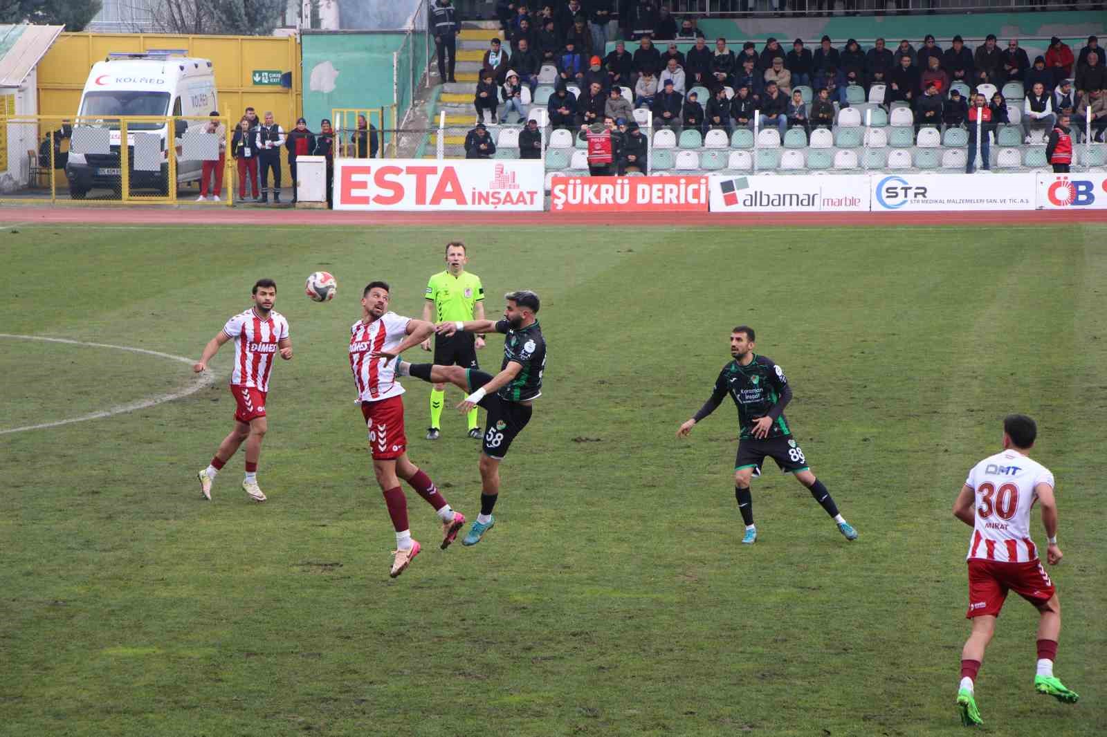 TFF 3. Lig: Amasyaspor: 1 - Tokat Belediyespor: 1
