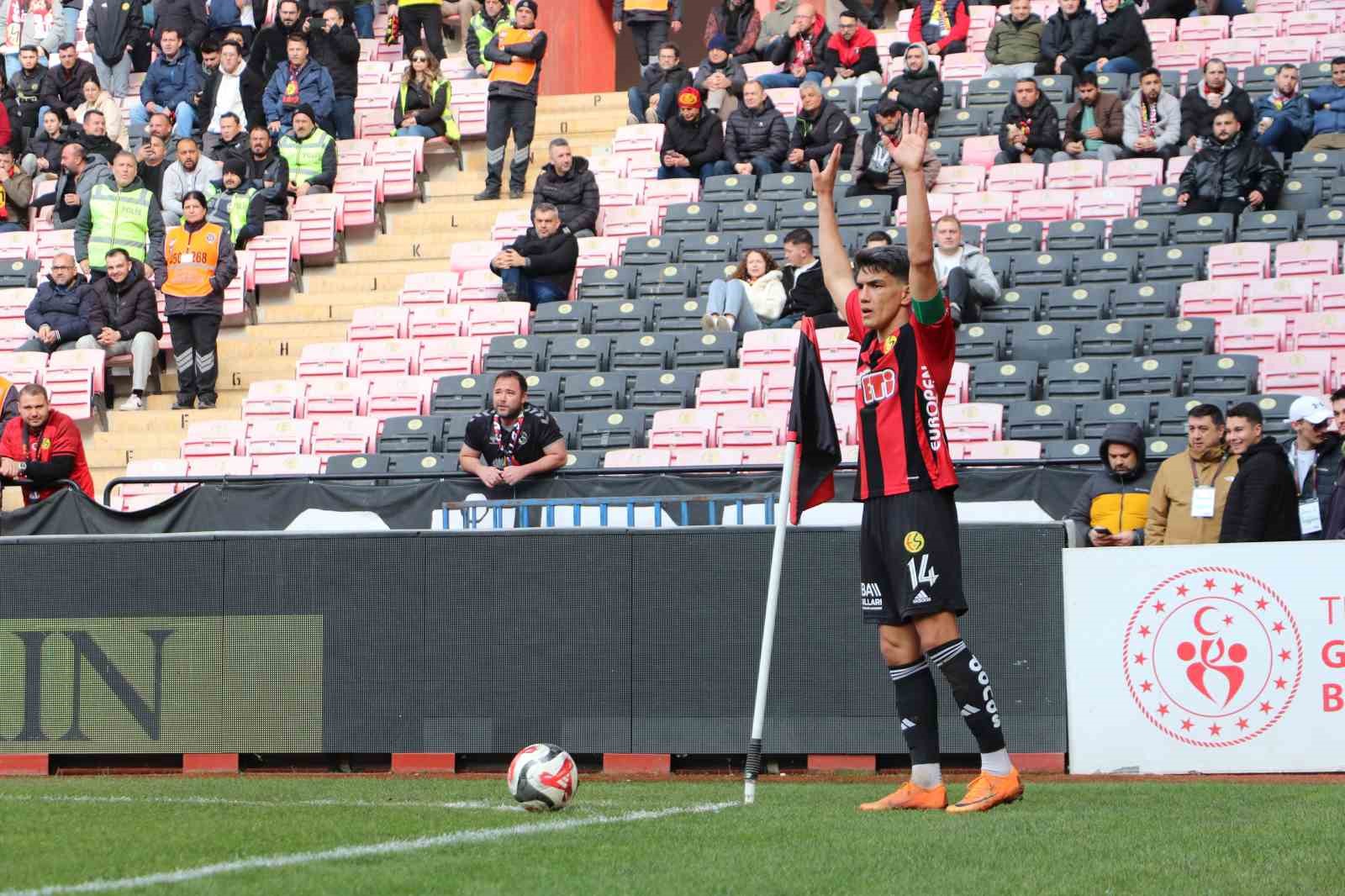 TFF 3. Lig Eskişehirspor: 2 - Tire 2021: 0
