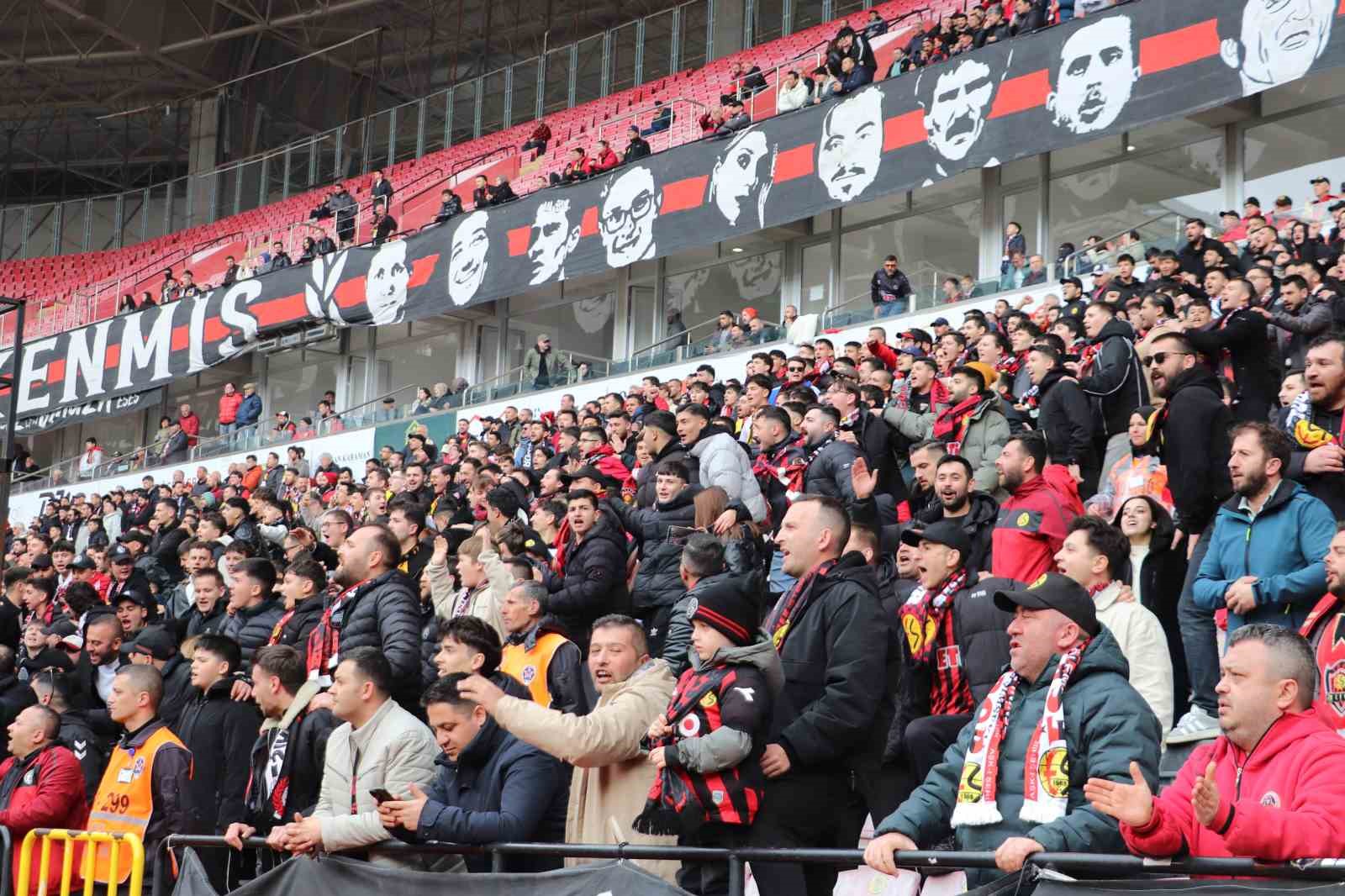 TFF 3. Lig Eskişehirspor: 2 - Tire 2021: 0
