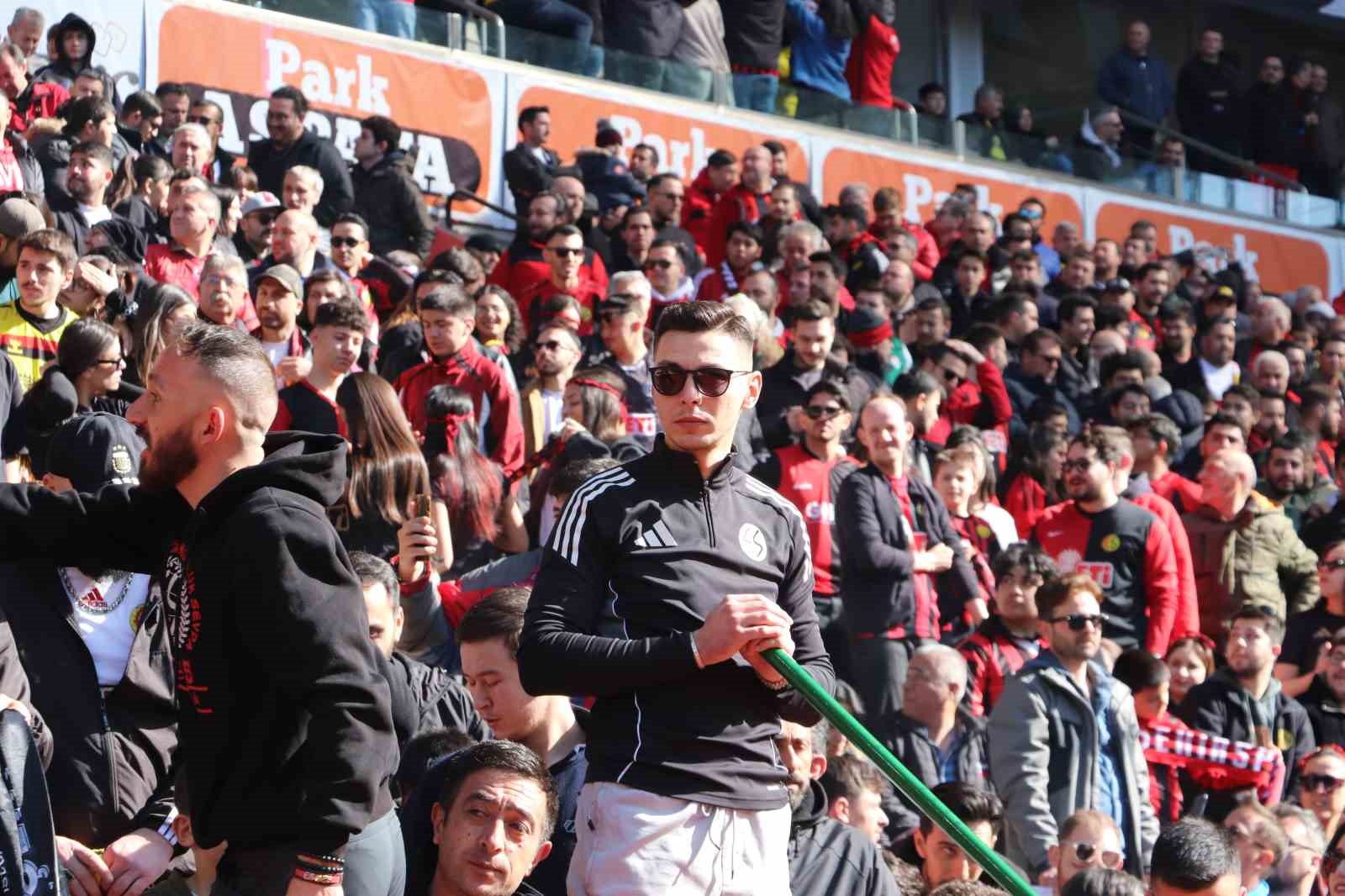 TFF 3. Lig Eskişehirspor: 7 - Bornova 1877 Sportif Yatırımlar: 0
