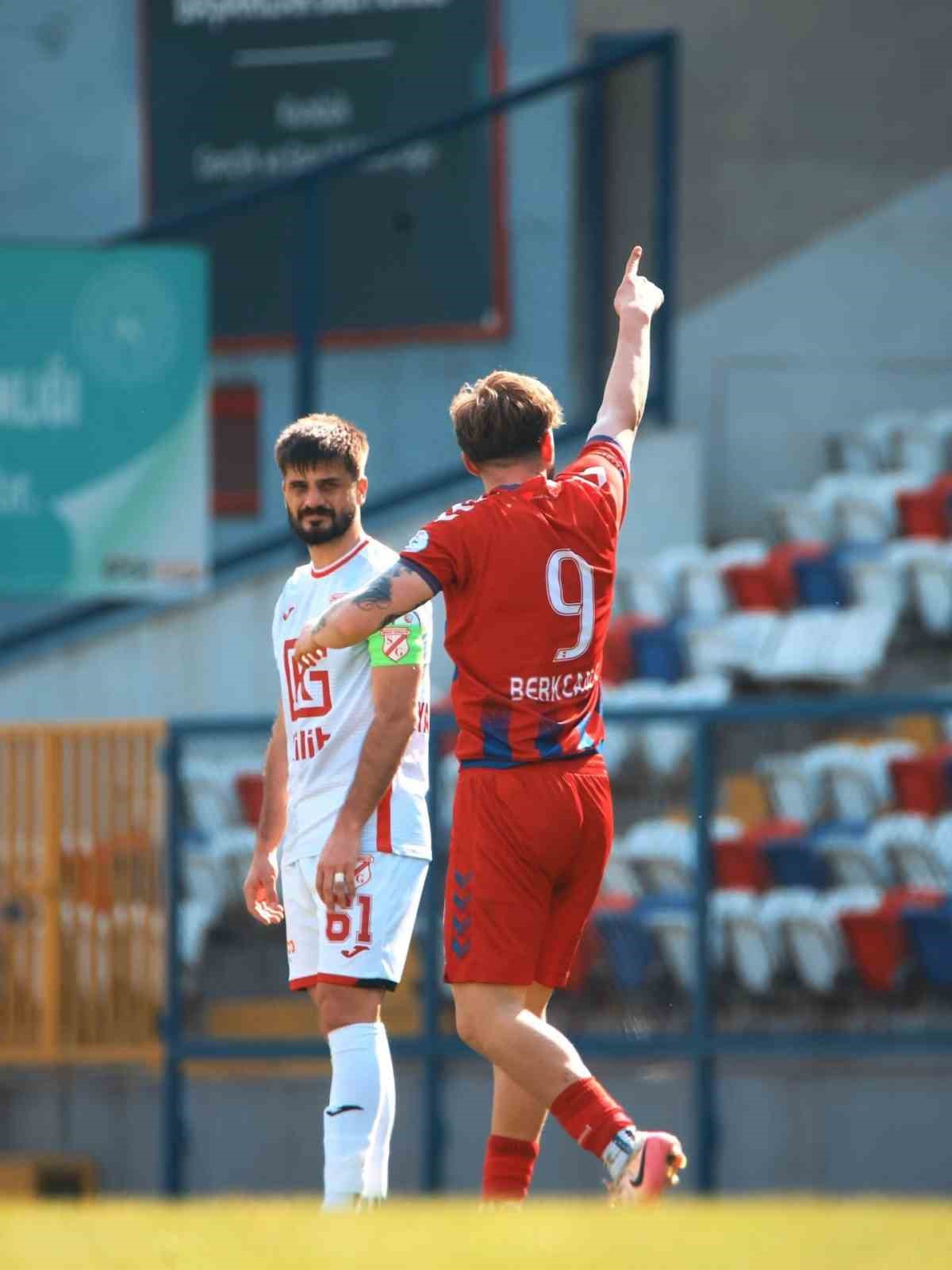 TFF 3. Lig: Karabük İdman Yurdu: 1 - Sebat Gençlikspor: 0
TFF 3. Lig: Karabük İdman Yurdu: 1 - Sebat Gençlikspor: 0