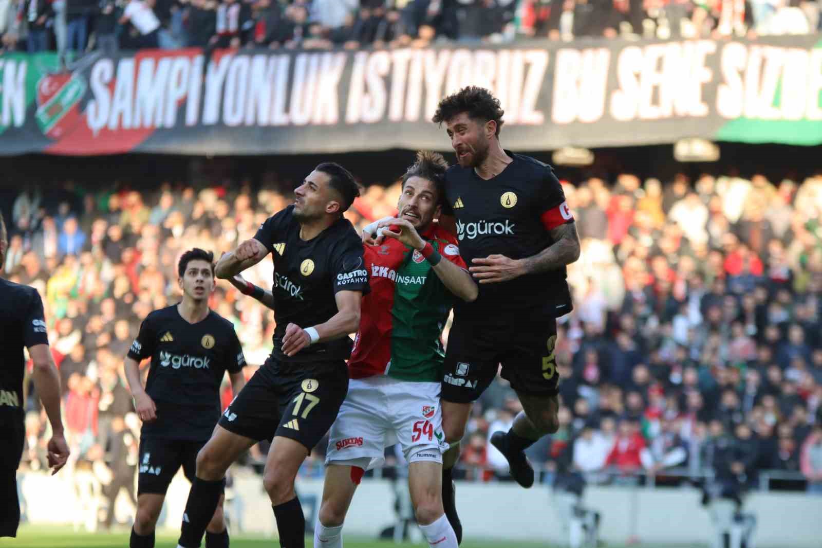 TFF 3. Lig: Karşıyaka: 0 - Belediye Kütahyaspor: 1
