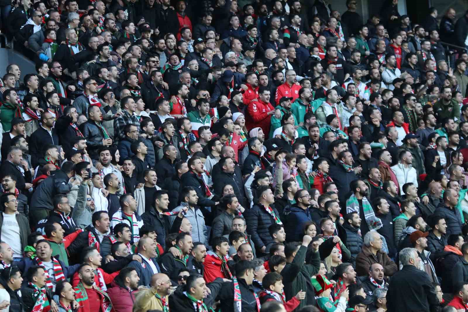 TFF 3. Lig: Karşıyaka: 0 - Eskişehirspor: 0
