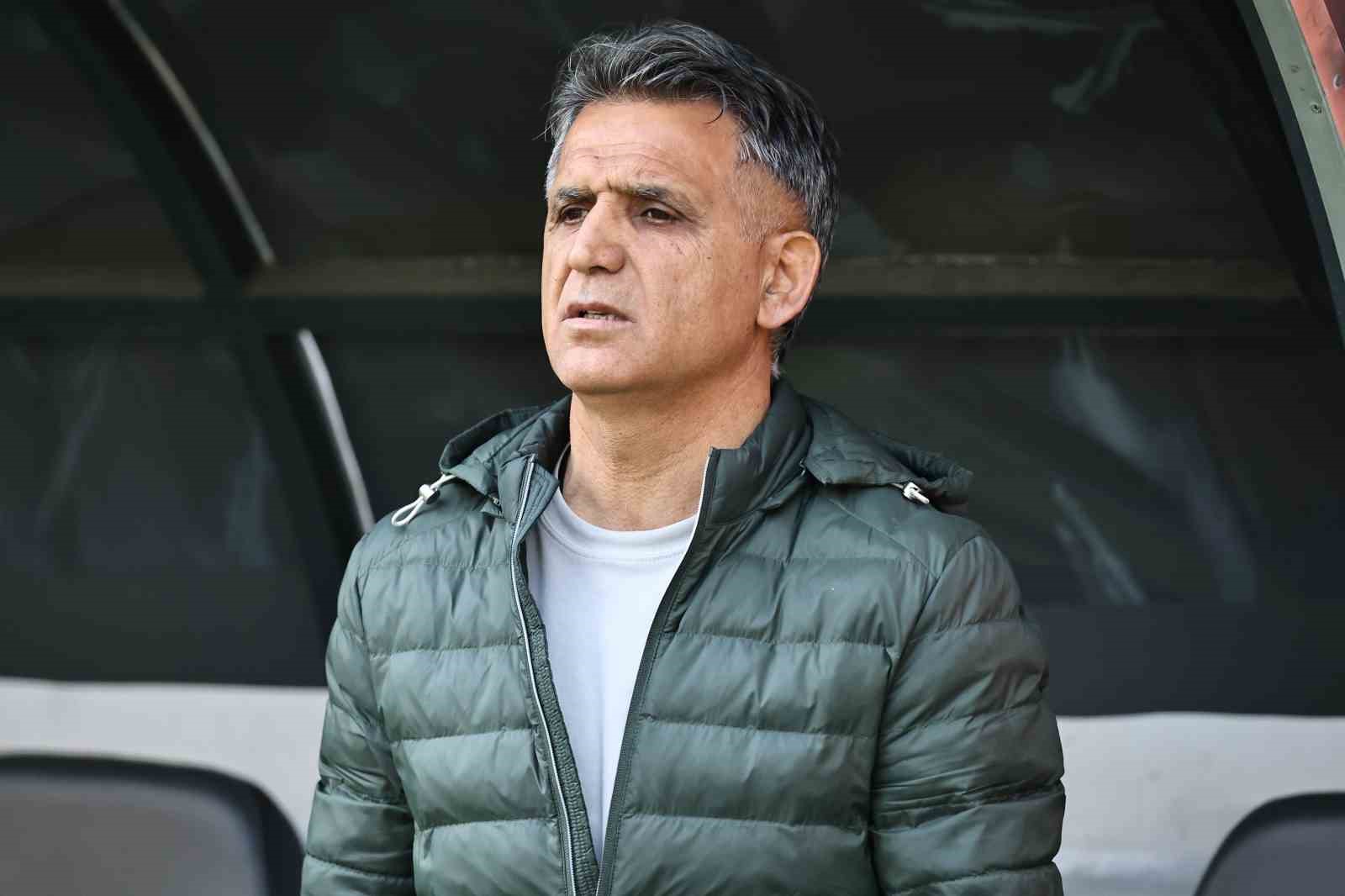 TFF 3. Lig: Karşıyaka: 2 - Ayvalıkgücü Belediyespor: 0
