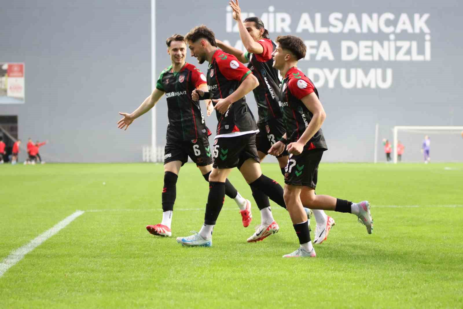 TFF 3. Lig: Karşıyaka: 3 - İzmir Çoruhlu FK: 1

