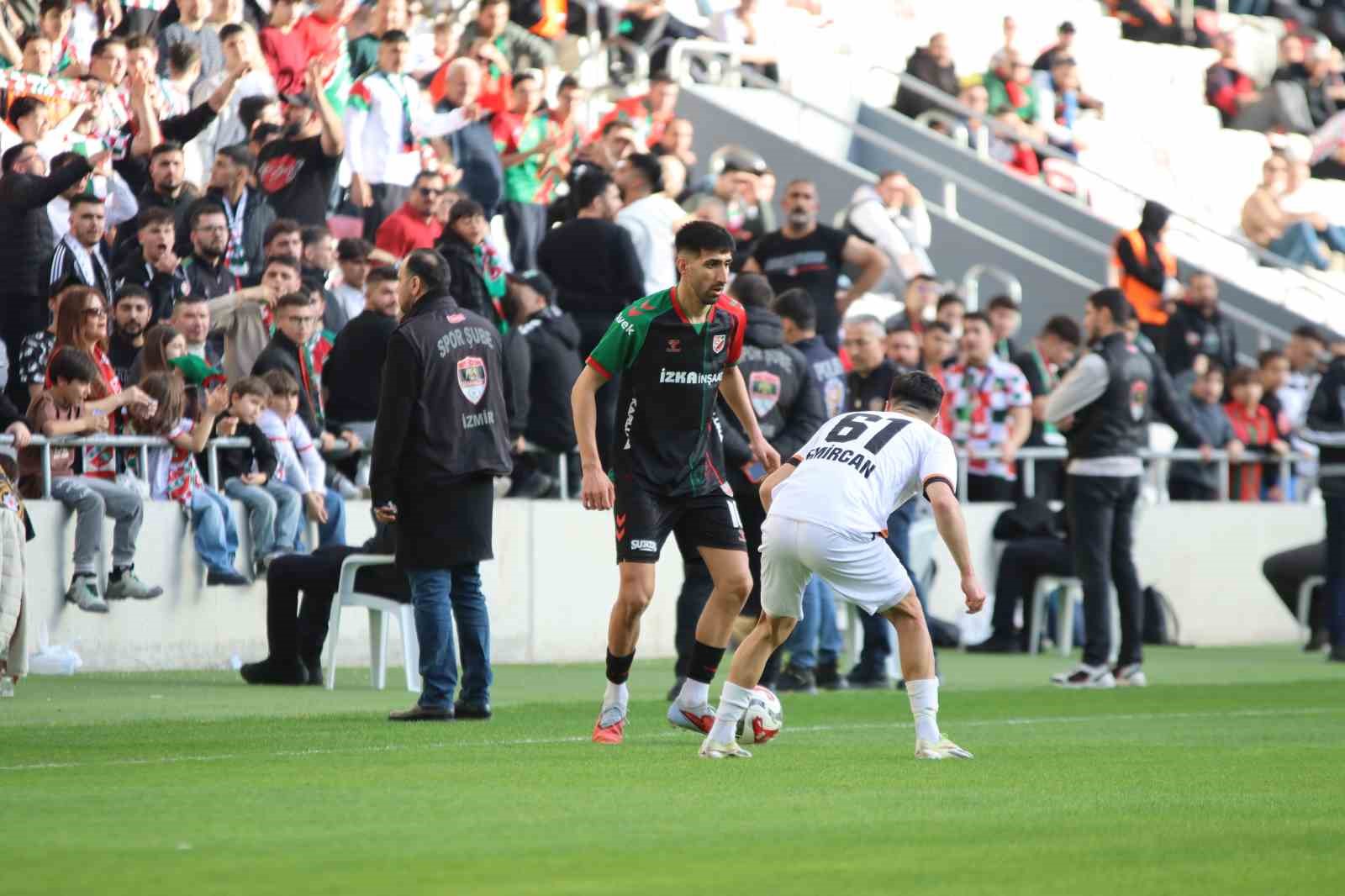 TFF 3. Lig: Karşıyaka: 3 - İzmir Çoruhlu FK: 1
