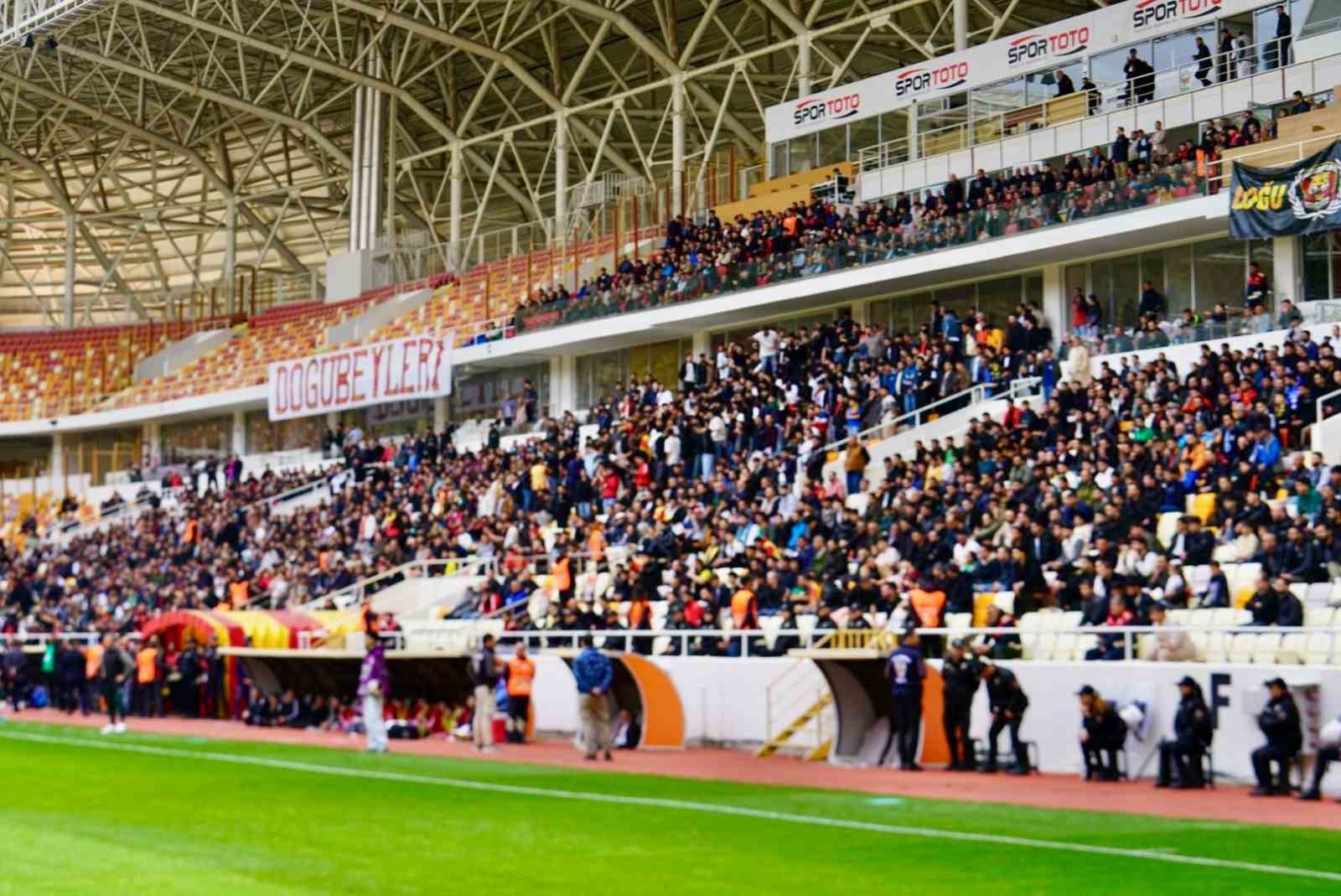 TFF 3. Lig: Malatya Yeşilyurtspor: 6 - Karaköprü Belediye Spor: 2
