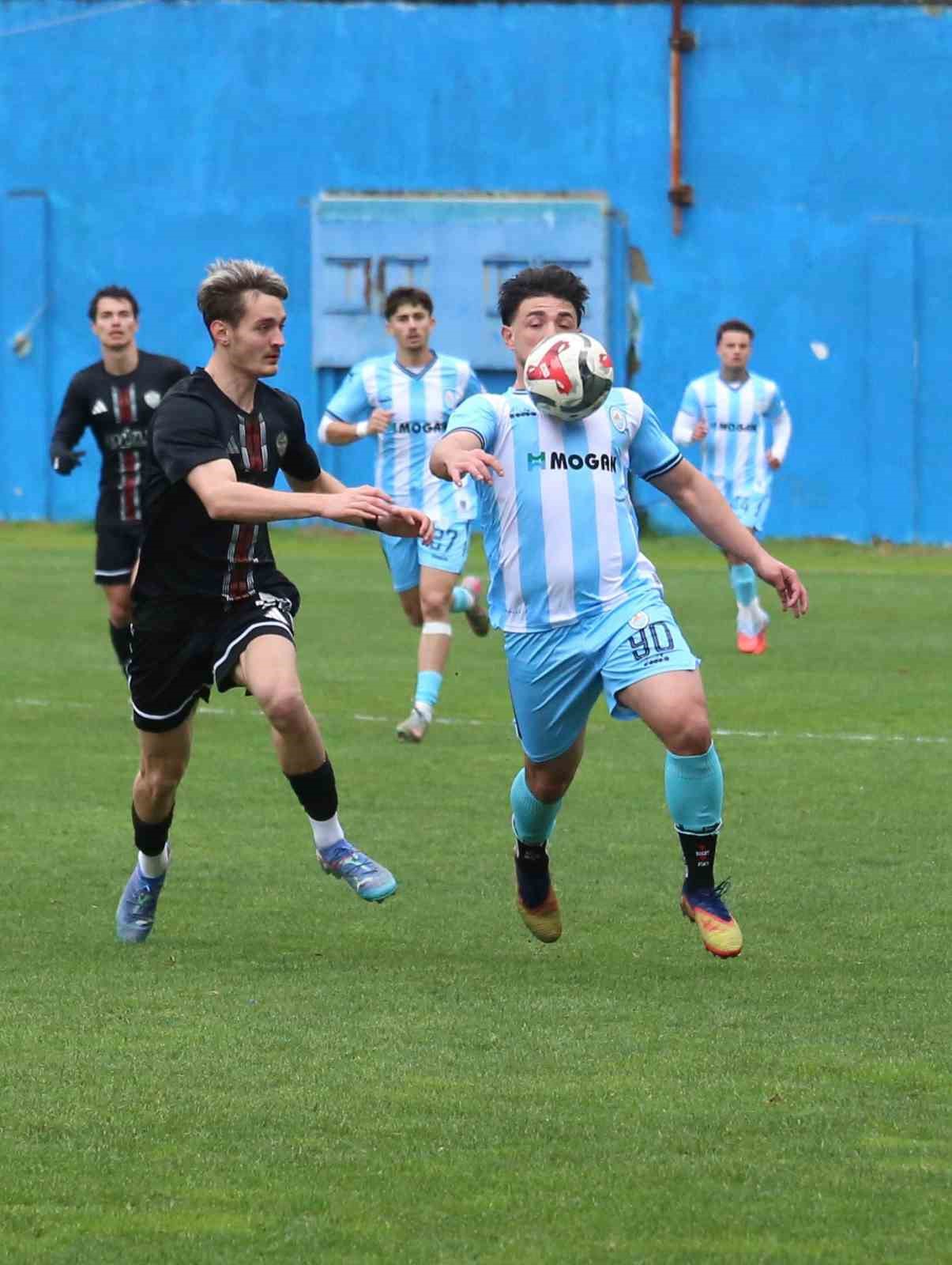 TFF: 3. Lig: Pazarspor: 2 - Yozgat Belediyesi Bozokspor: 1
