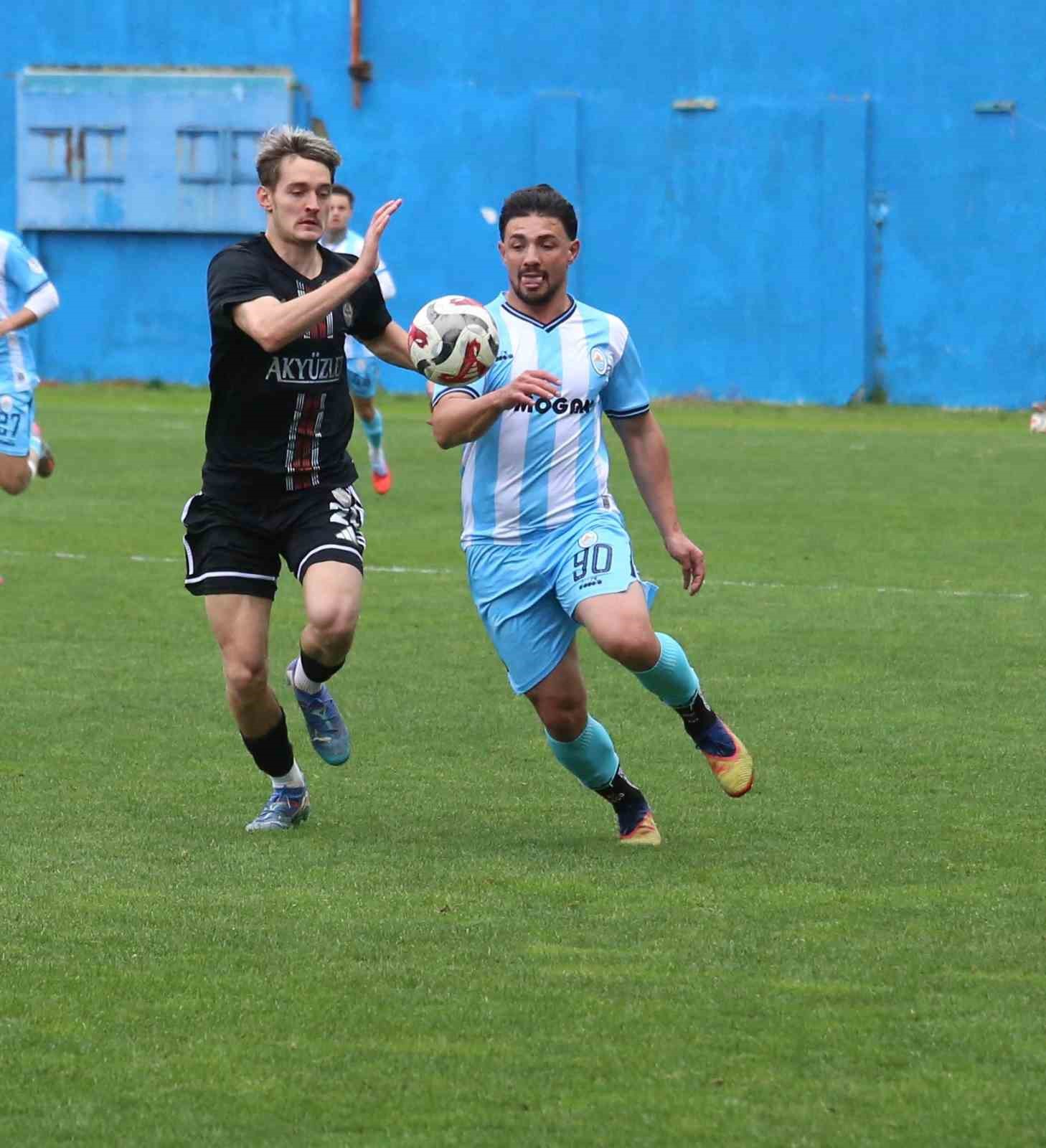 TFF: 3. Lig: Pazarspor: 2 - Yozgat Belediyesi Bozokspor: 1
