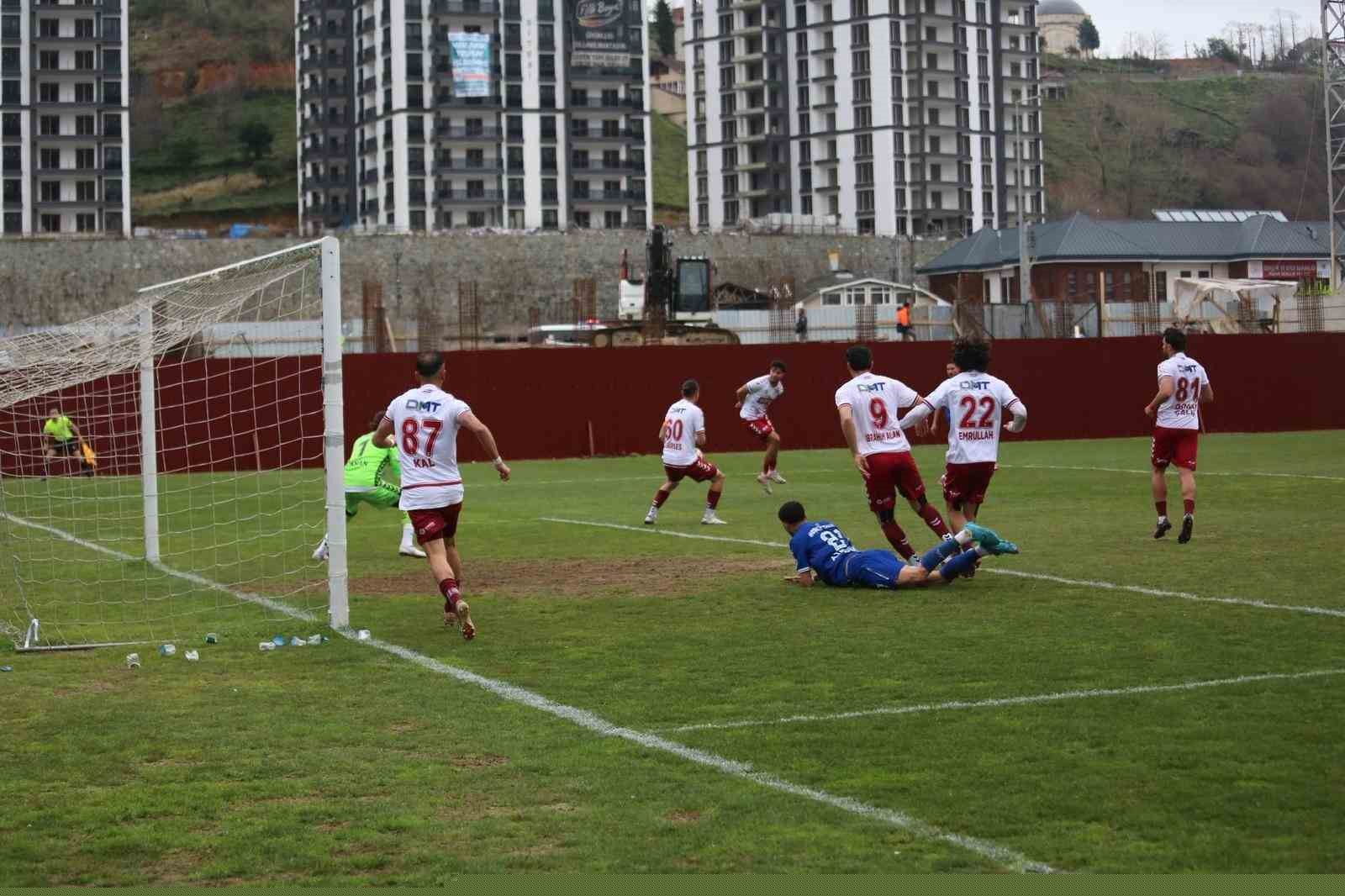 TFF 3. Lig: Pazarspor:0 - Tokat Belediyespor:0
