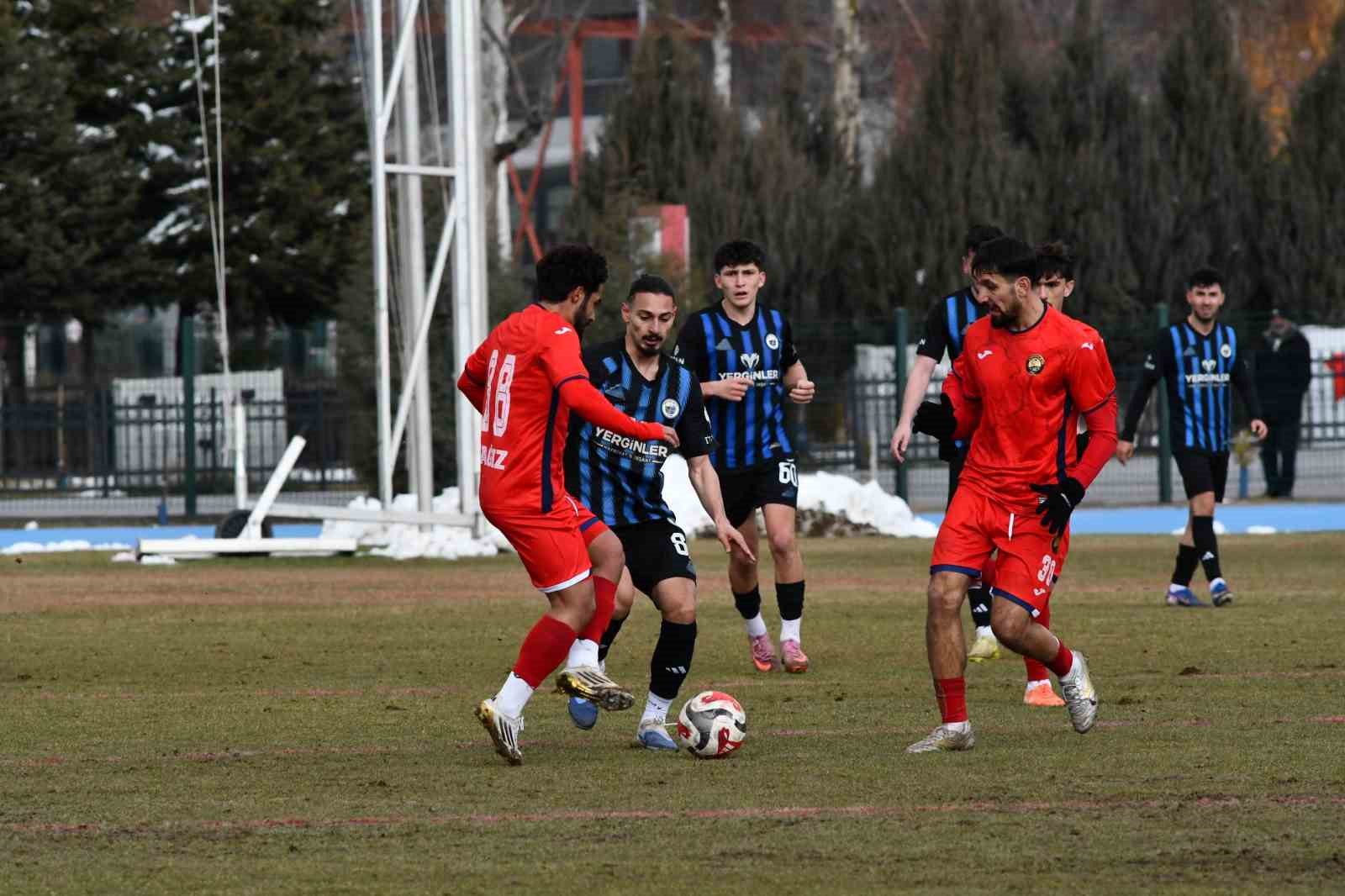 TFF 3.Lig: Erciyes 38 FK: 1 - Kırıkkale FK: 0
TFF 3.Lig: Erciyes 38 FK: 1 - Kırıkkale FK: 0