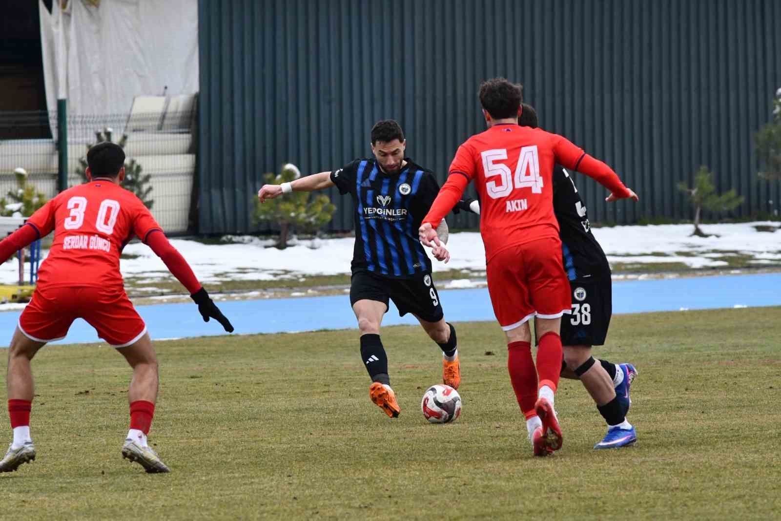 TFF 3.Lig: Erciyes 38 FK: 1 - Kırıkkale FK: 0
TFF 3.Lig: Erciyes 38 FK: 1 - Kırıkkale FK: 0