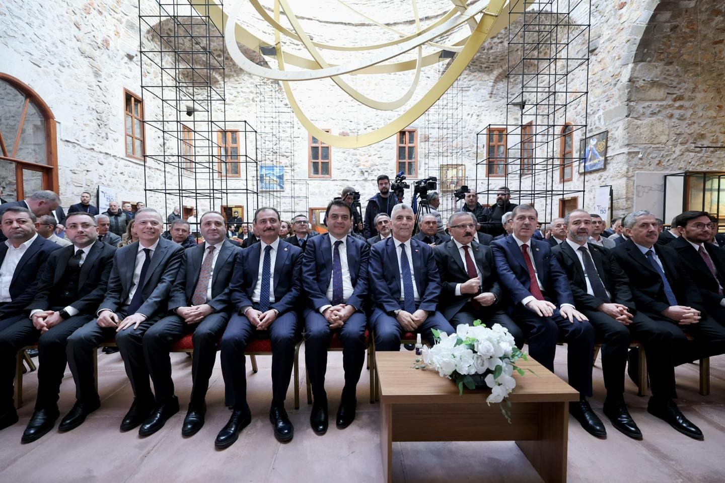 Ticaret Bakanı Bolat: "Barış yanlısı, dünyada oyun kuruculuğu ve barış tesis etmekle uğraşan Türkiye bir yıldız gibi parlıyor"
