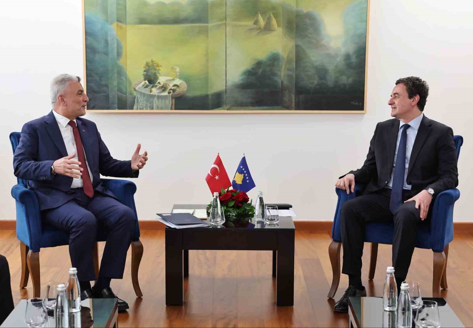 Ticaret Bakanı Bolat, Kosova Başbakanı Kurti ile bir araya geldi
