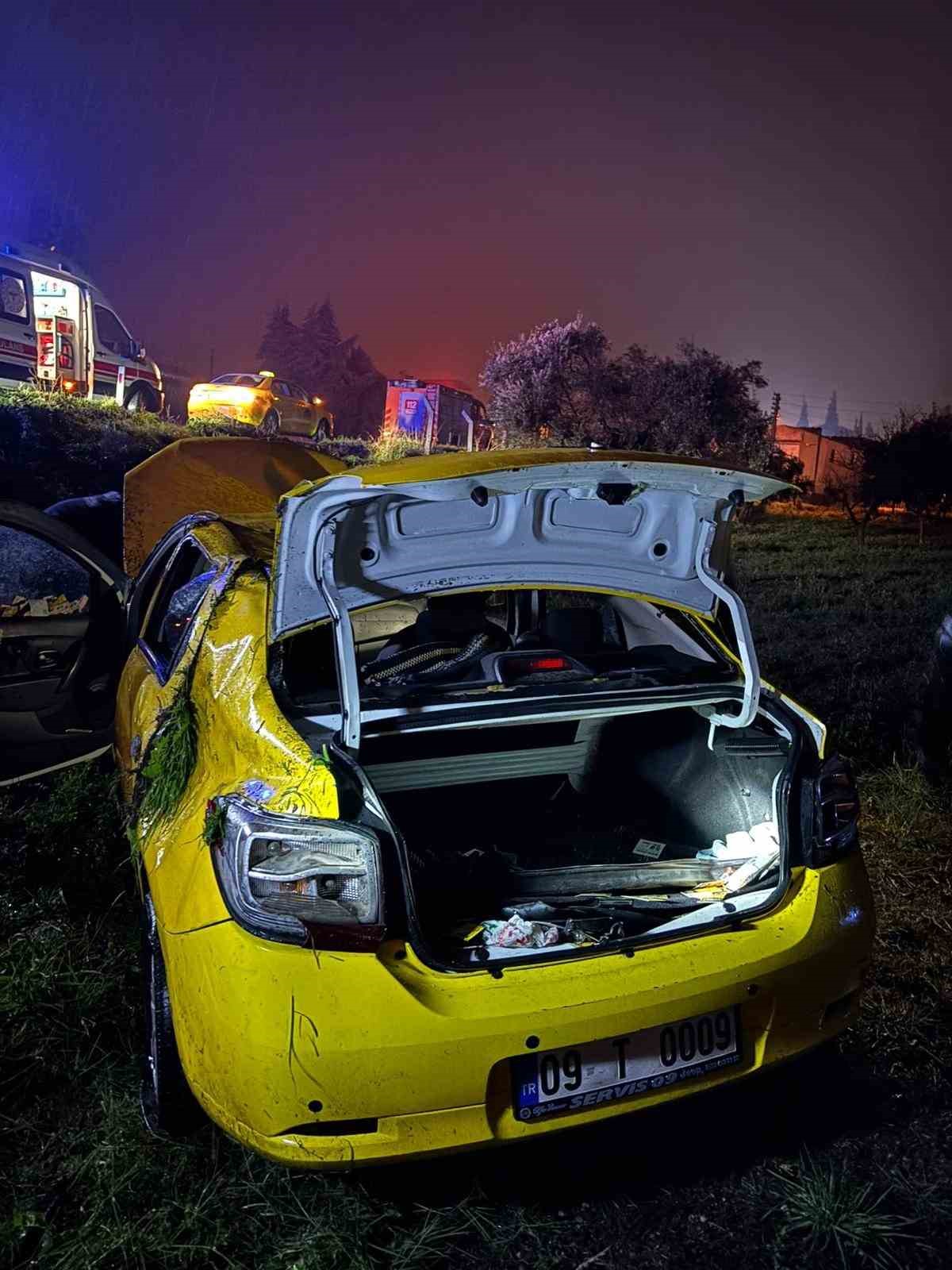 Ticari taksi tarlaya uçtu: 1 yaralı
