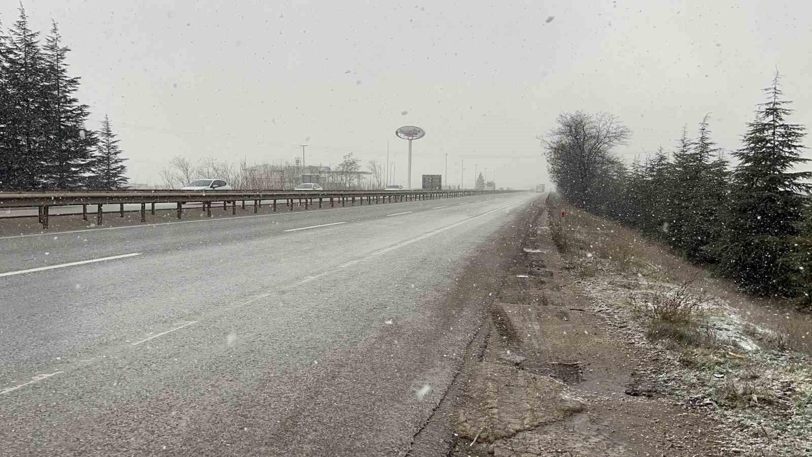 Tipi ve sis sürücülere zor anlar yaşattı
