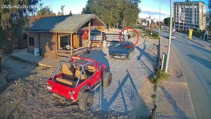 Tokalaştığı şahsın silahlı saldırısına uğrayıp ölümle burun buruna gelmişti, 2 şüpheli tutuklandı
