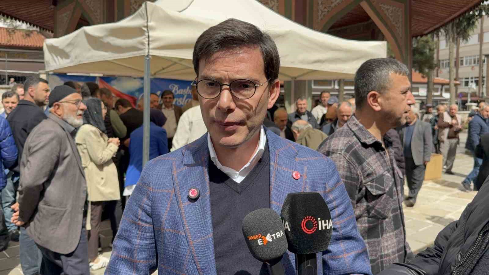 Tokat Belediyesi Türkeş’i dualarla yad etti
