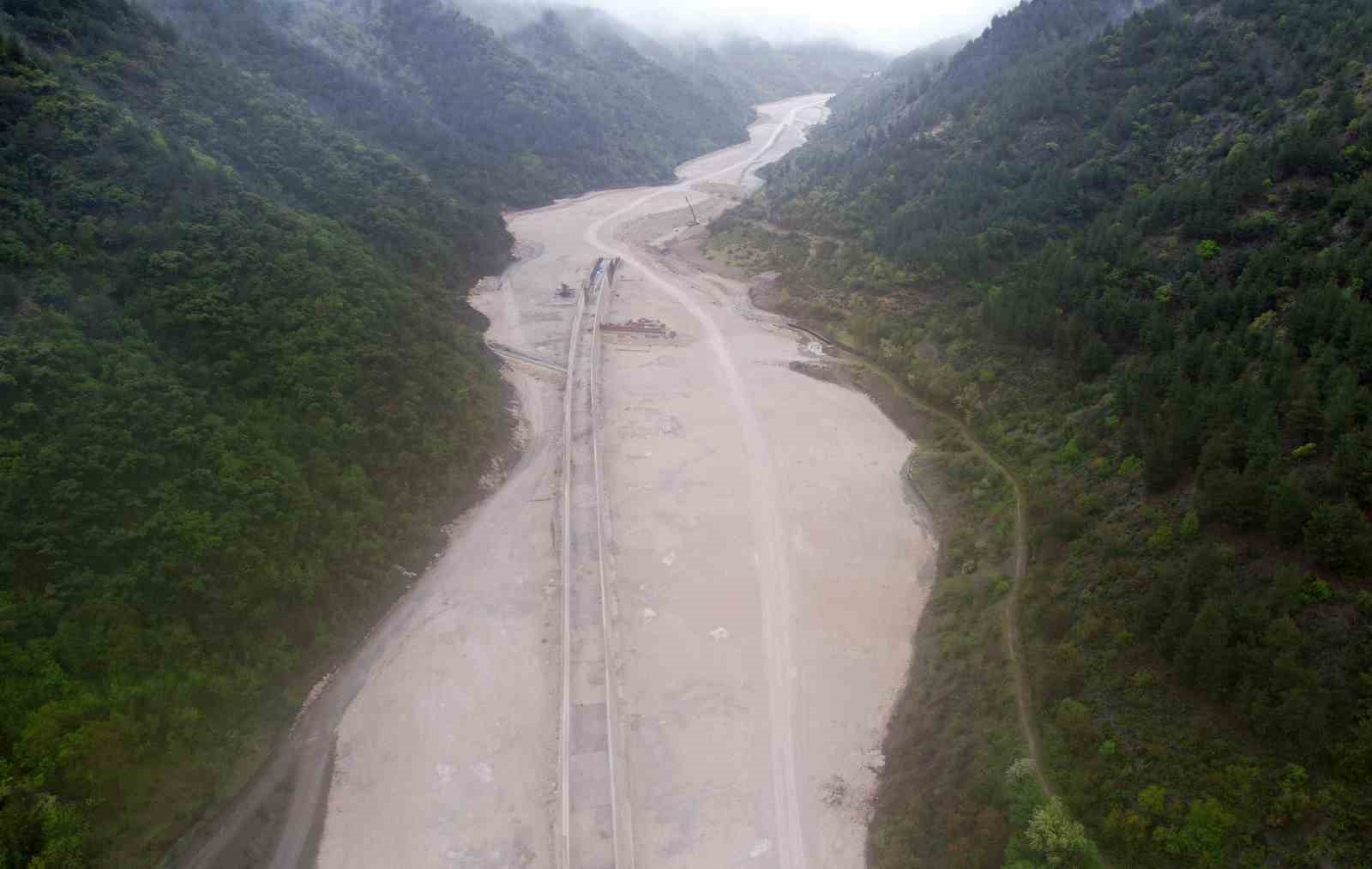 Tokat-Niksar Karayolu 13 yıldır tamamlanamadı
