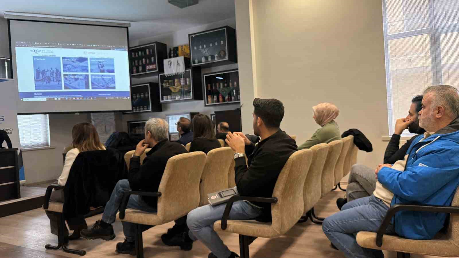 Tokat’ta basın mensuplarına yeni nesil dron eğitimi
