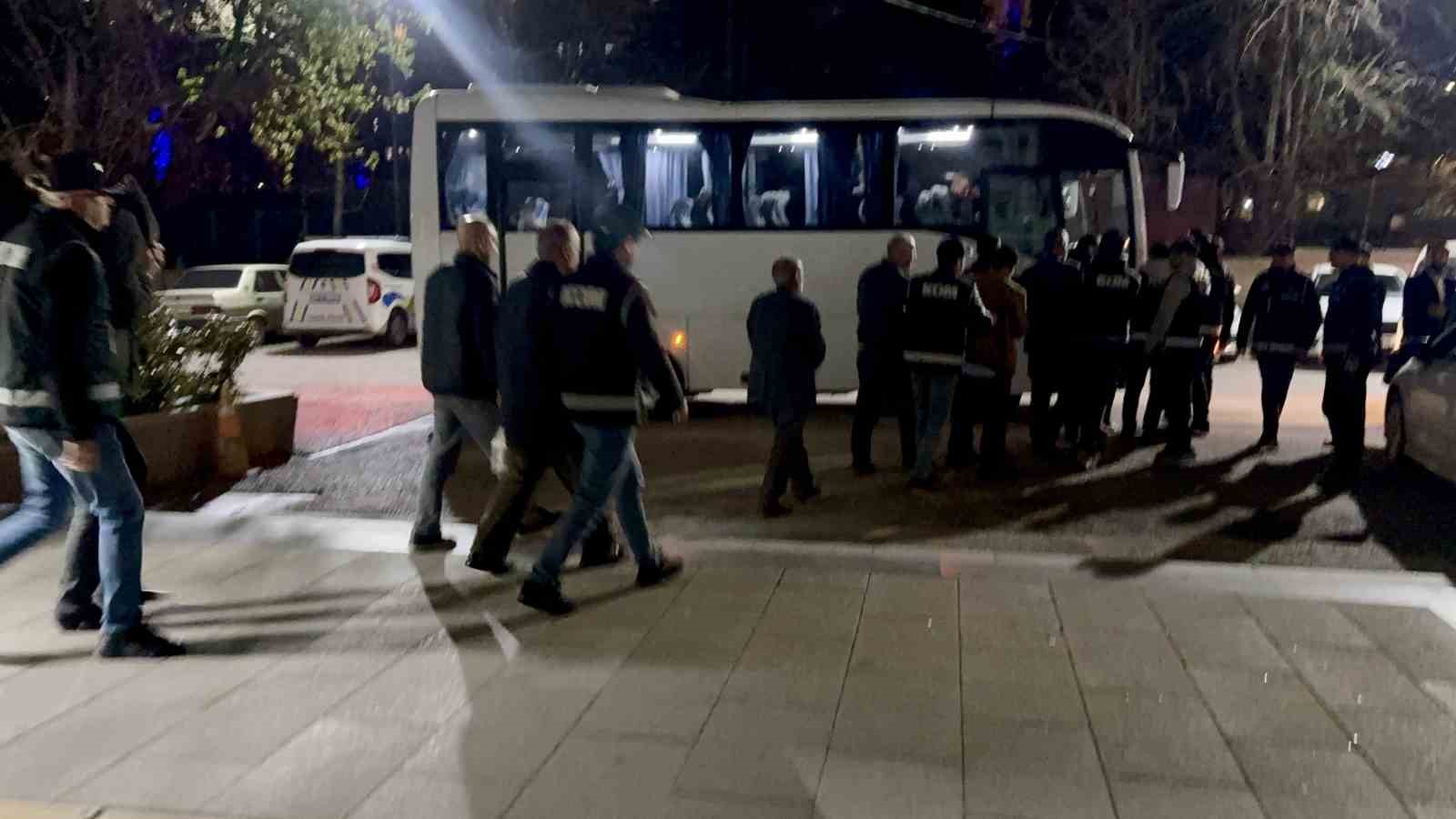 Tokat’ta ehliyet sınavında yapay zekalı "joker aday" operasyonu: 14 tutuklama
