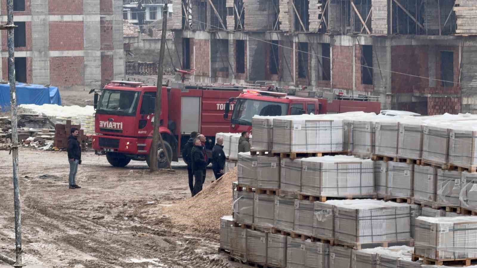 Tokat’ta inşaatta çıkan yangın korkuttu
