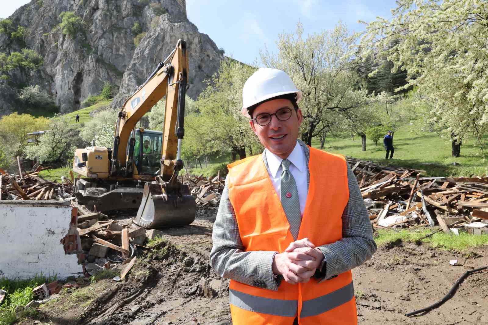 Tokat’ta kentsel dönüşümde yıkımlar başladı
