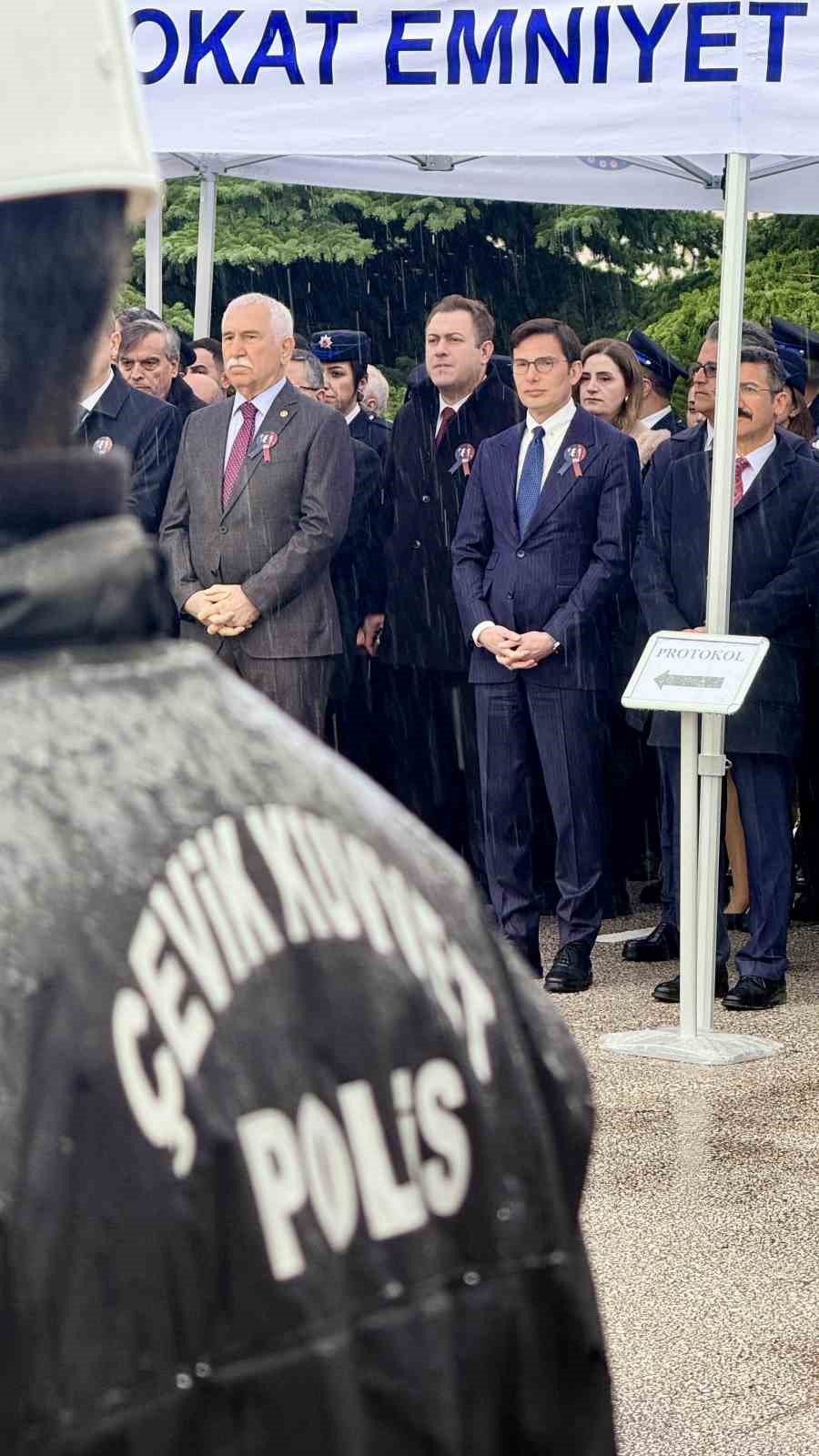Tokat’ta Polis Teşkilatının 181 kuruluş yıl dönümü yağmur altında kutlandı
