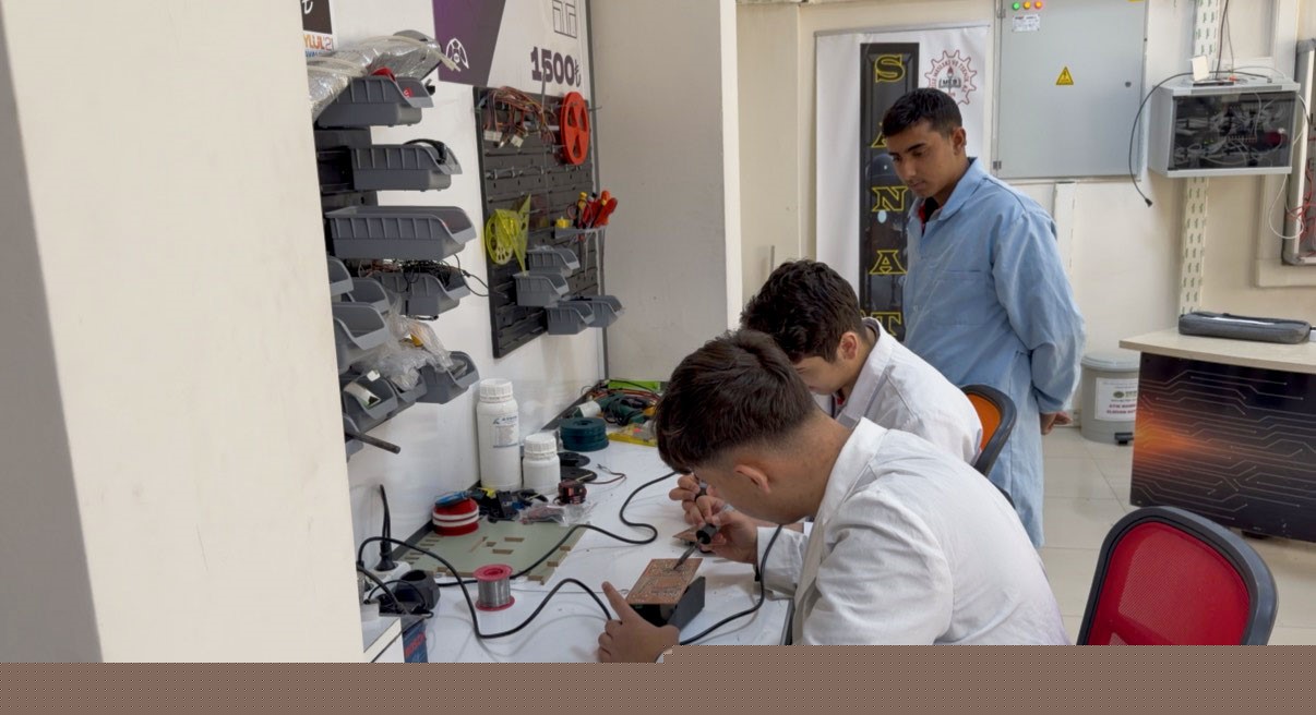 Tokat’ta yerli parmak izi sistemiyle sınıf yoklaması dijital ortama taşındı
