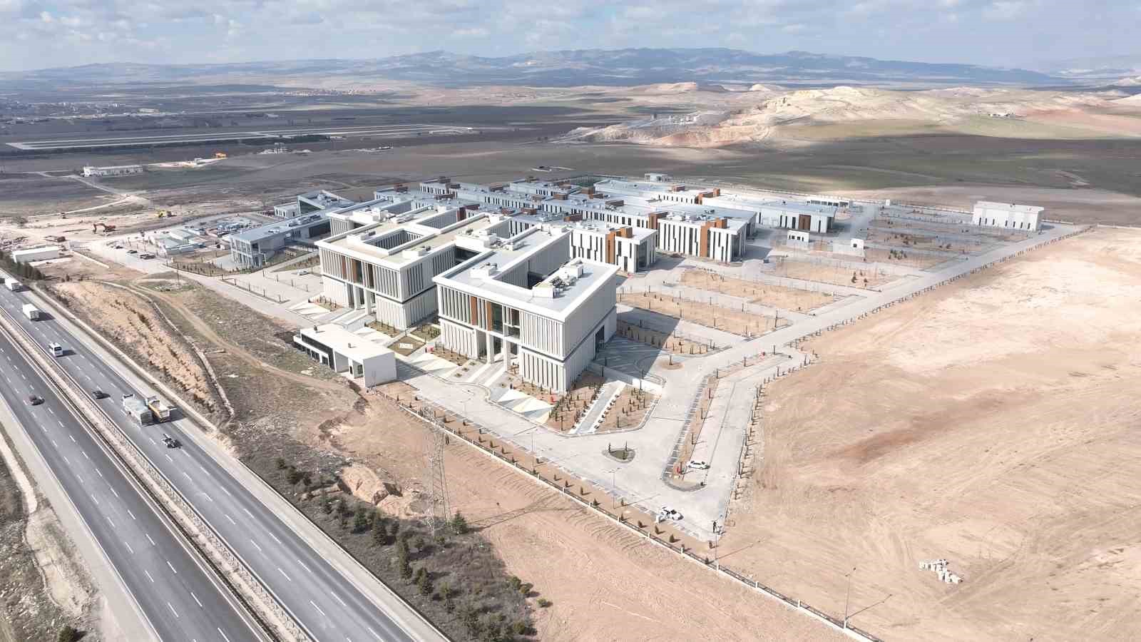 TOKİ, TSE’nin Temelli Kampüsü’nü tamamladı
