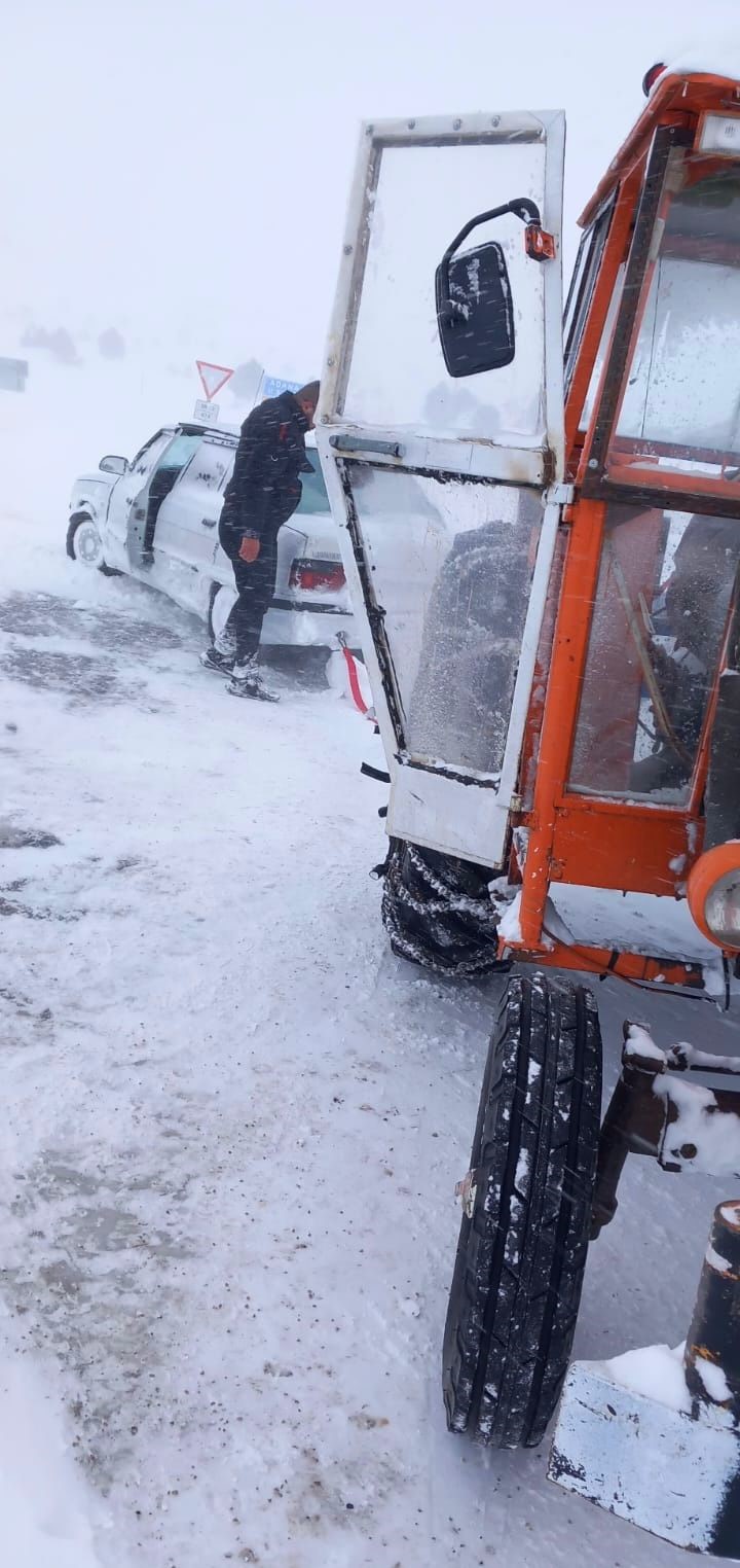 Tomarza - Arslantaş ile Tufanbeyli - Ayvat yolu ulaşıma kapandı
