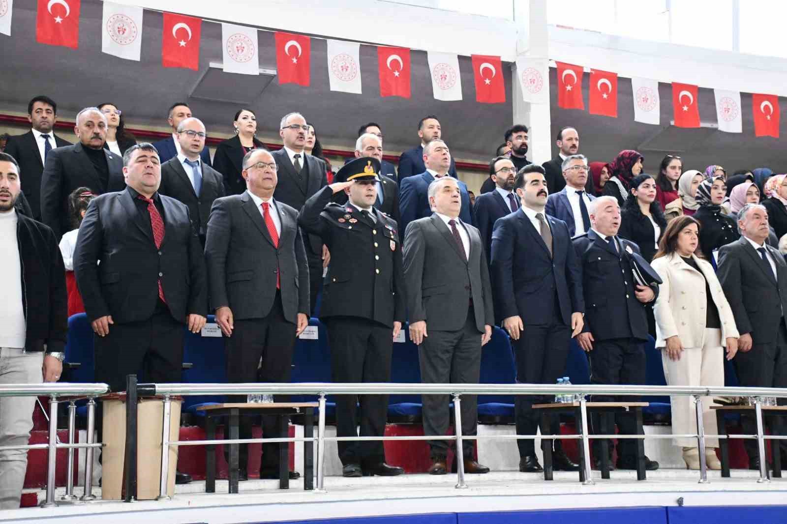 Tomarza’da 23 Nisan coşkusu
