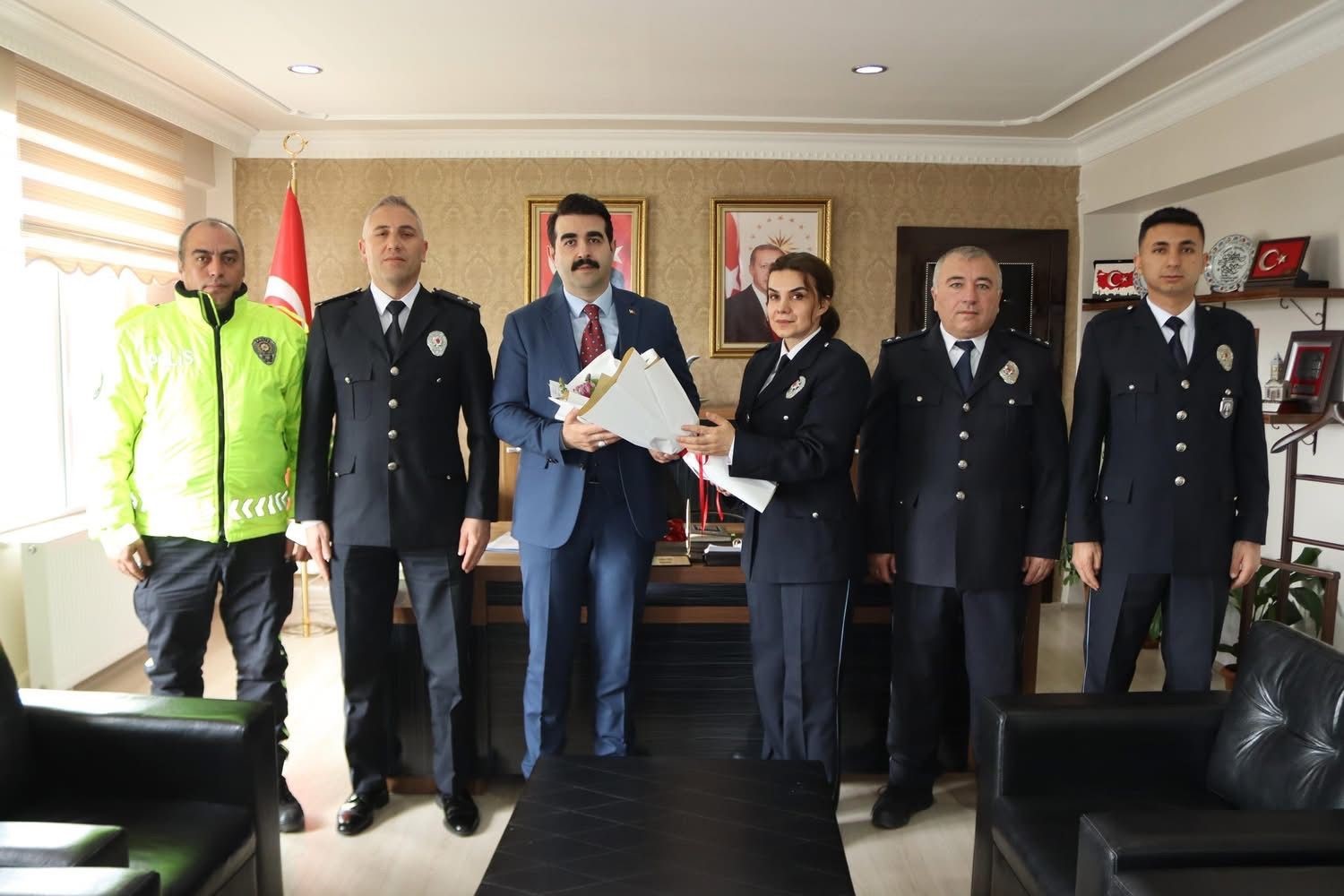 Tomarza’da Türk Polis Teşkilatı’nın 181. kuruluş yıl dönümü kutlandı
Tomarza’da Türk Polis Teşkilatı’nın 181. kuruluş yıl dönümü kutlandı