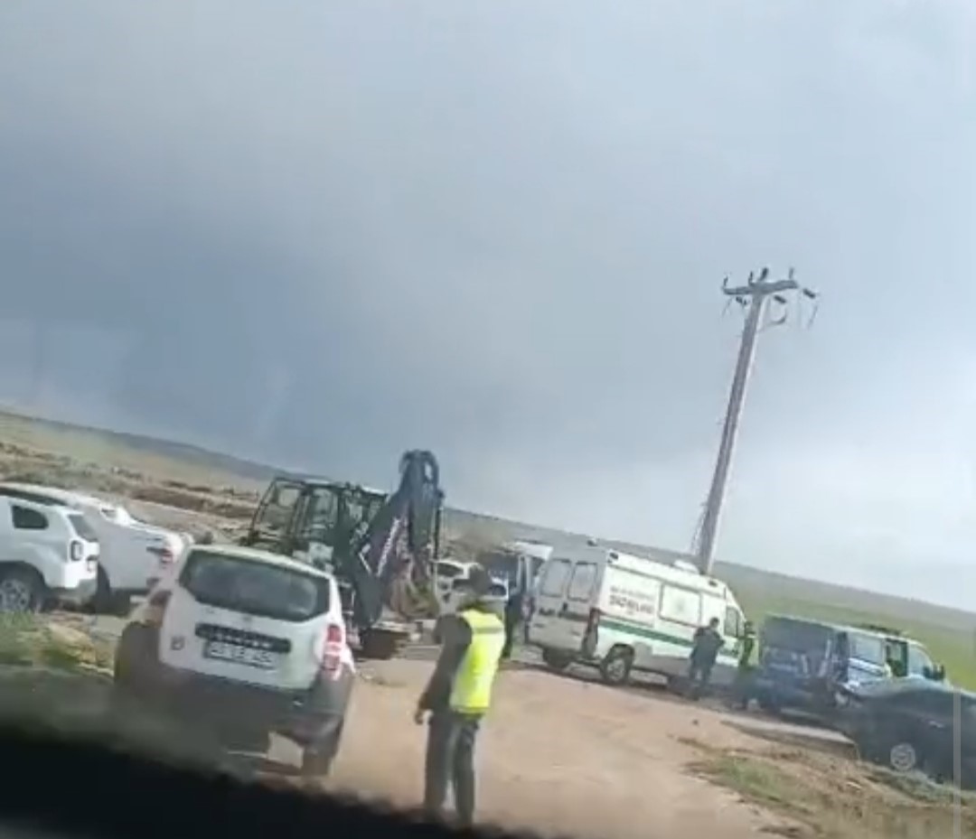 Toprağa gömülü kadın cesedi bulundu
