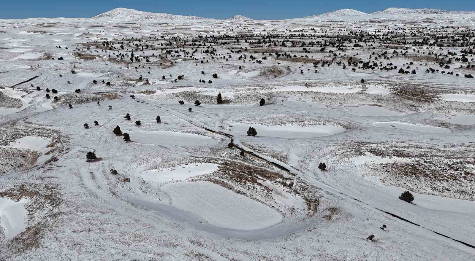 Toroslar ‘da obruklar karla doldu
