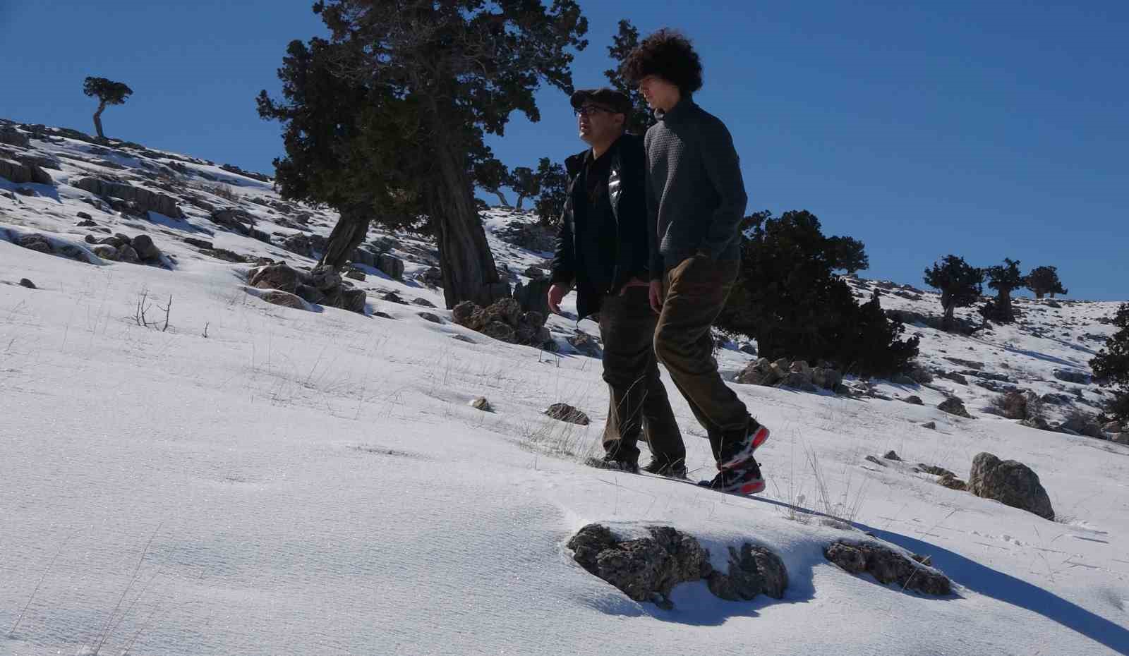 Toroslar ‘da obruklar karla doldu
