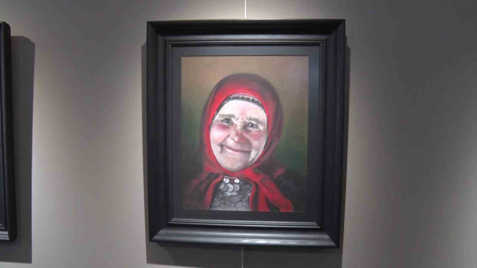 "Toz ve Işık" pastel sergisi kapılarını açtı
