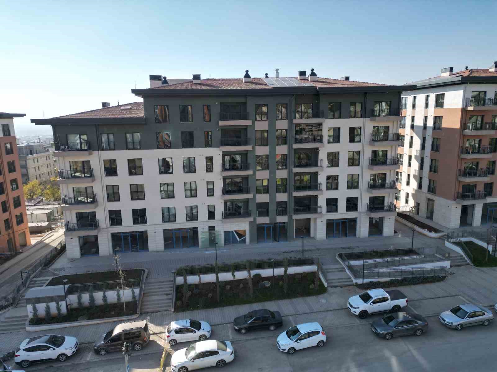 Trabzon Caddesi’nde hayat yeniden canlanıyor
