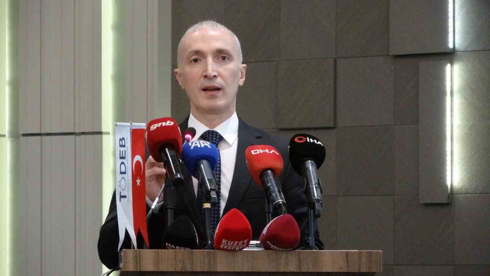 Trabzon Cumhuriyet Başsavcısı Sedat Çelik: "Suç türleri dijitalleşmeyle karmaşıklaşıyor"
