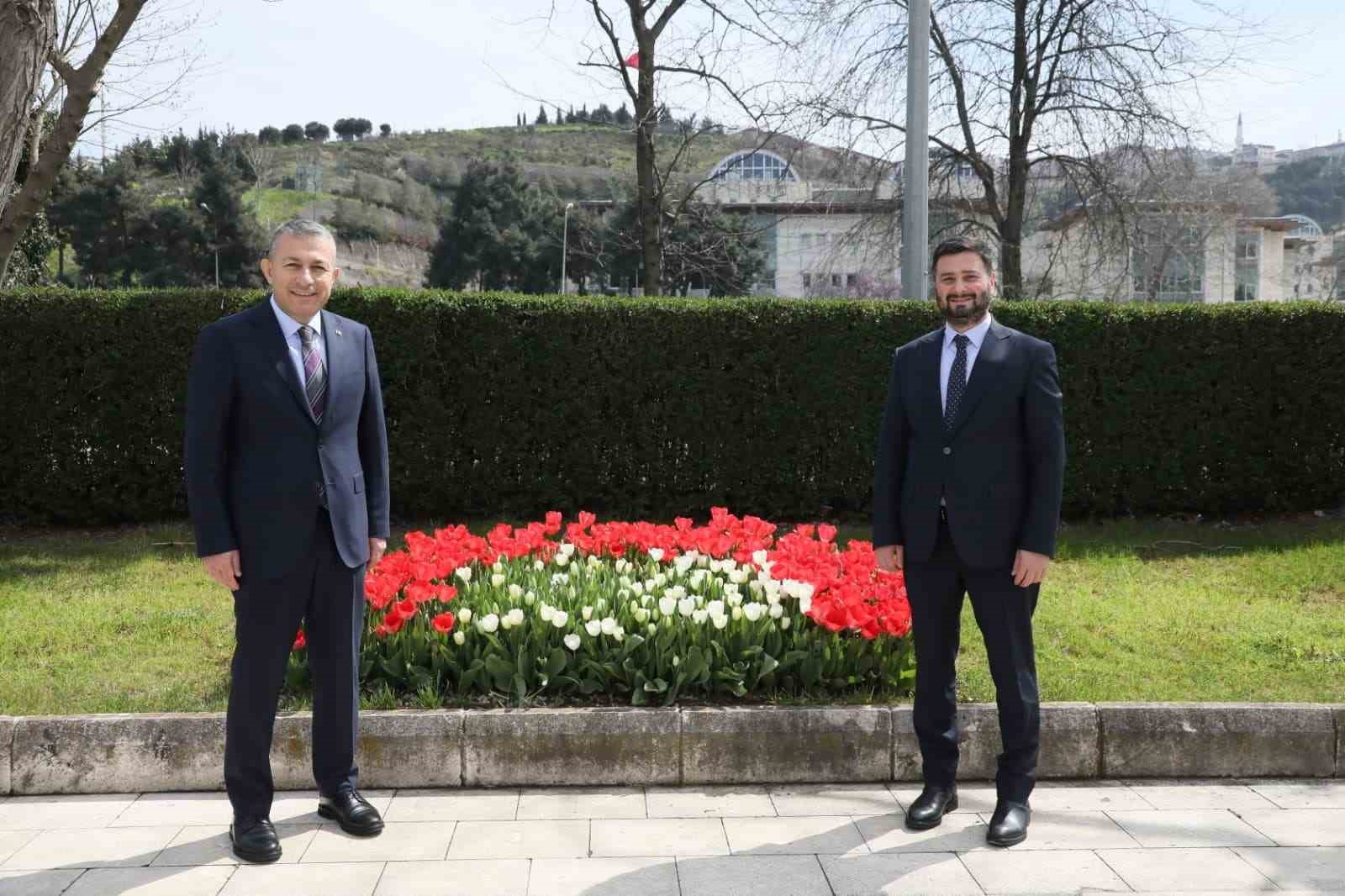 Trabzon Valisi Tahir Şahin’den Kağıthane’ye ziyaret

