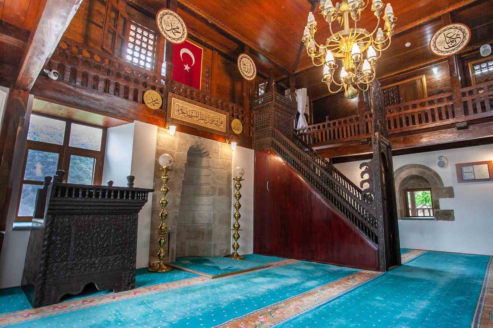 Trabzon’da 210 tescilli cami kültürel mirası yaşatıyor
