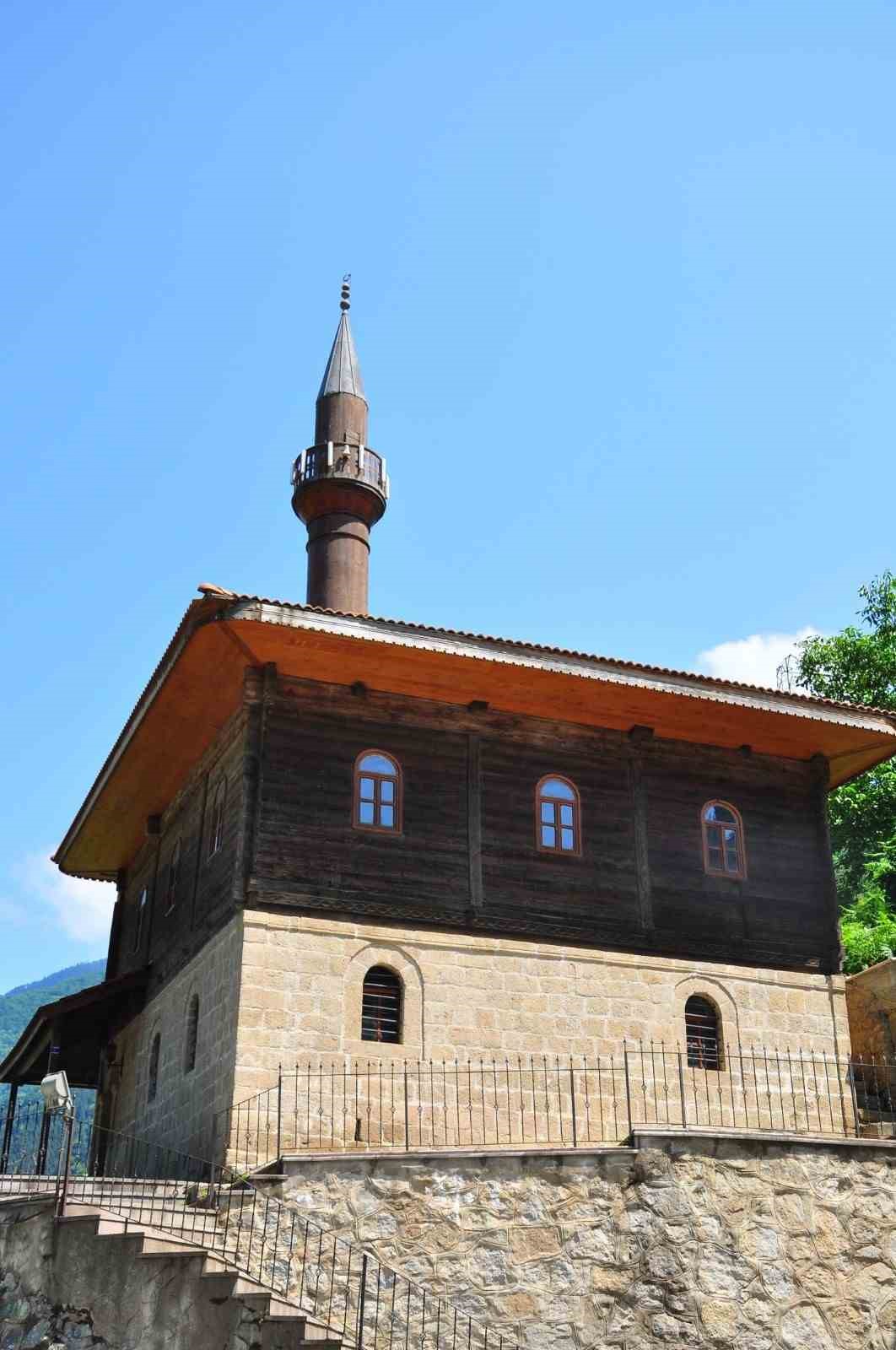 Trabzon’da 210 tescilli cami kültürel mirası yaşatıyor
